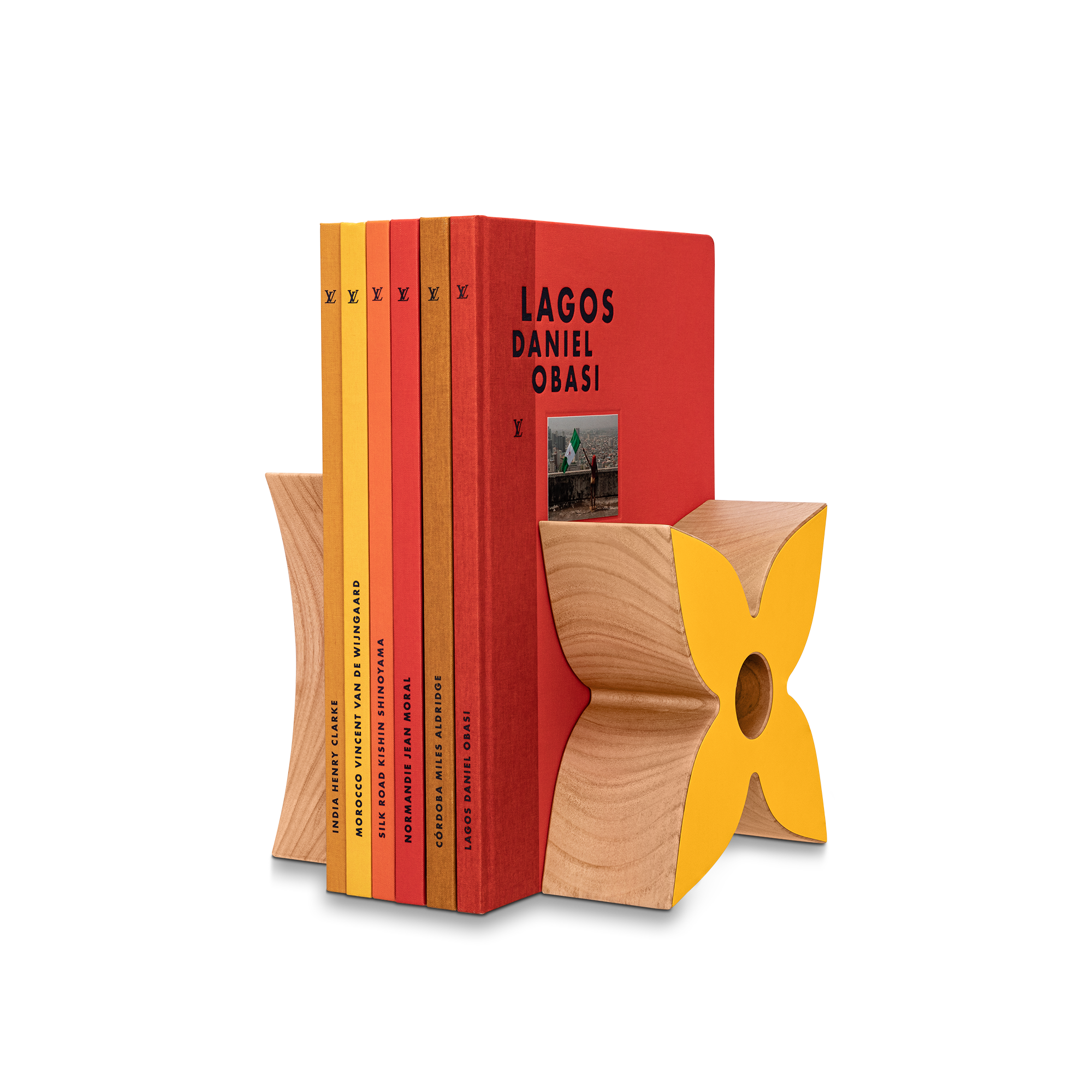 Fermalibri Annie Flower  Bauli, Viaggio e Casa In Evidenza Campagna Art of Living | LOUIS VUITTON (Zoom prodotto)