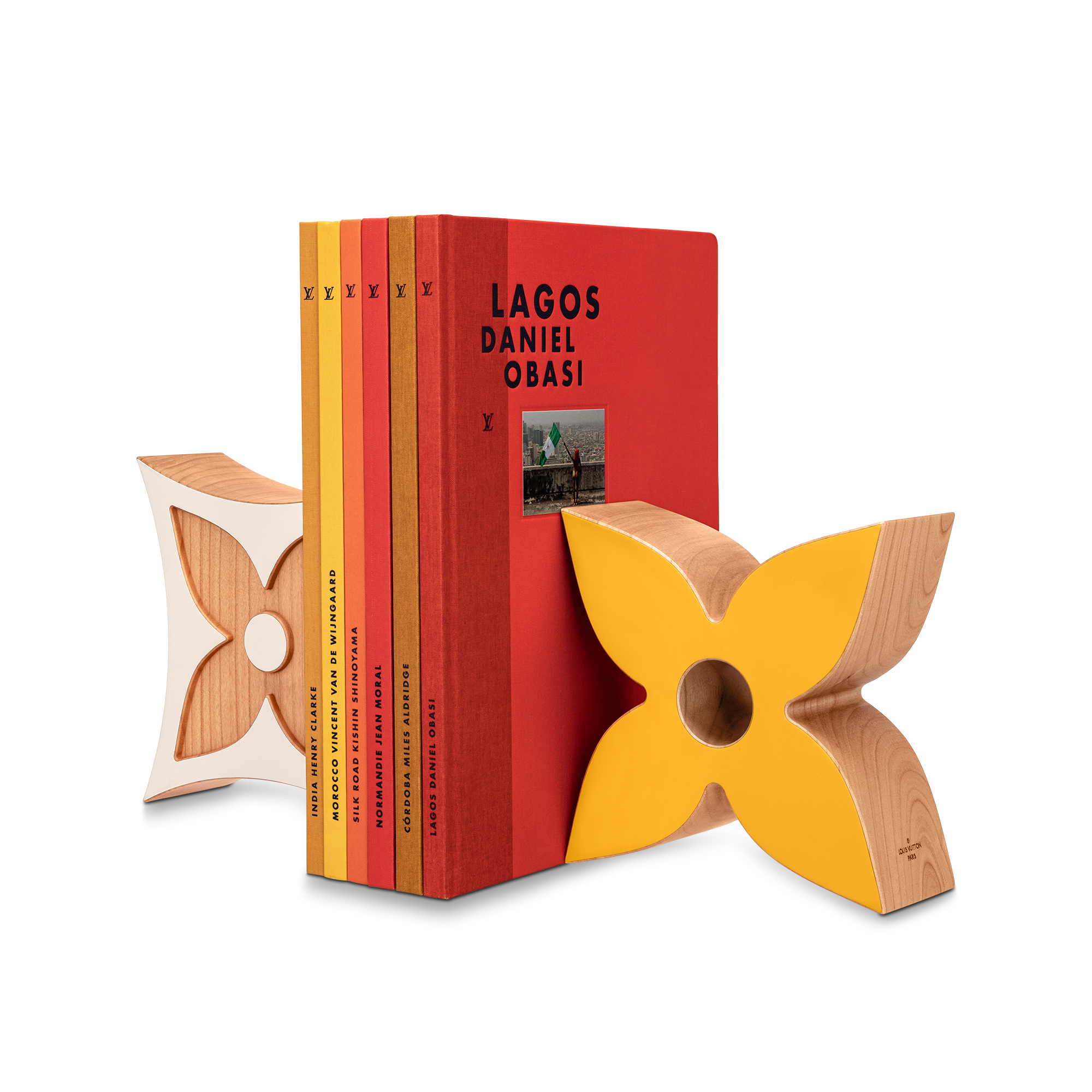 Fermalibri Annie Flower  Bauli, Viaggio e Casa In Evidenza Campagna Art of Living | LOUIS VUITTON (Zoom prodotto)