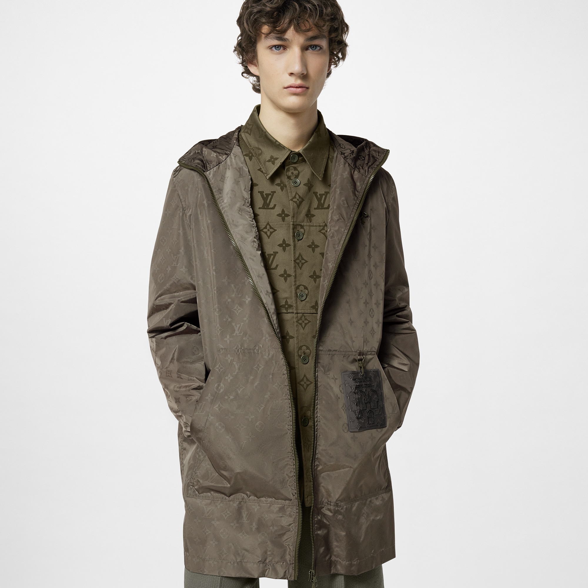 Giacca a vento a mezza lunghezza in nylon con motivo Monogram  Uomo Abbigliamento Capispalla e Cappotti | LOUIS VUITTON (Zoom prodotto)