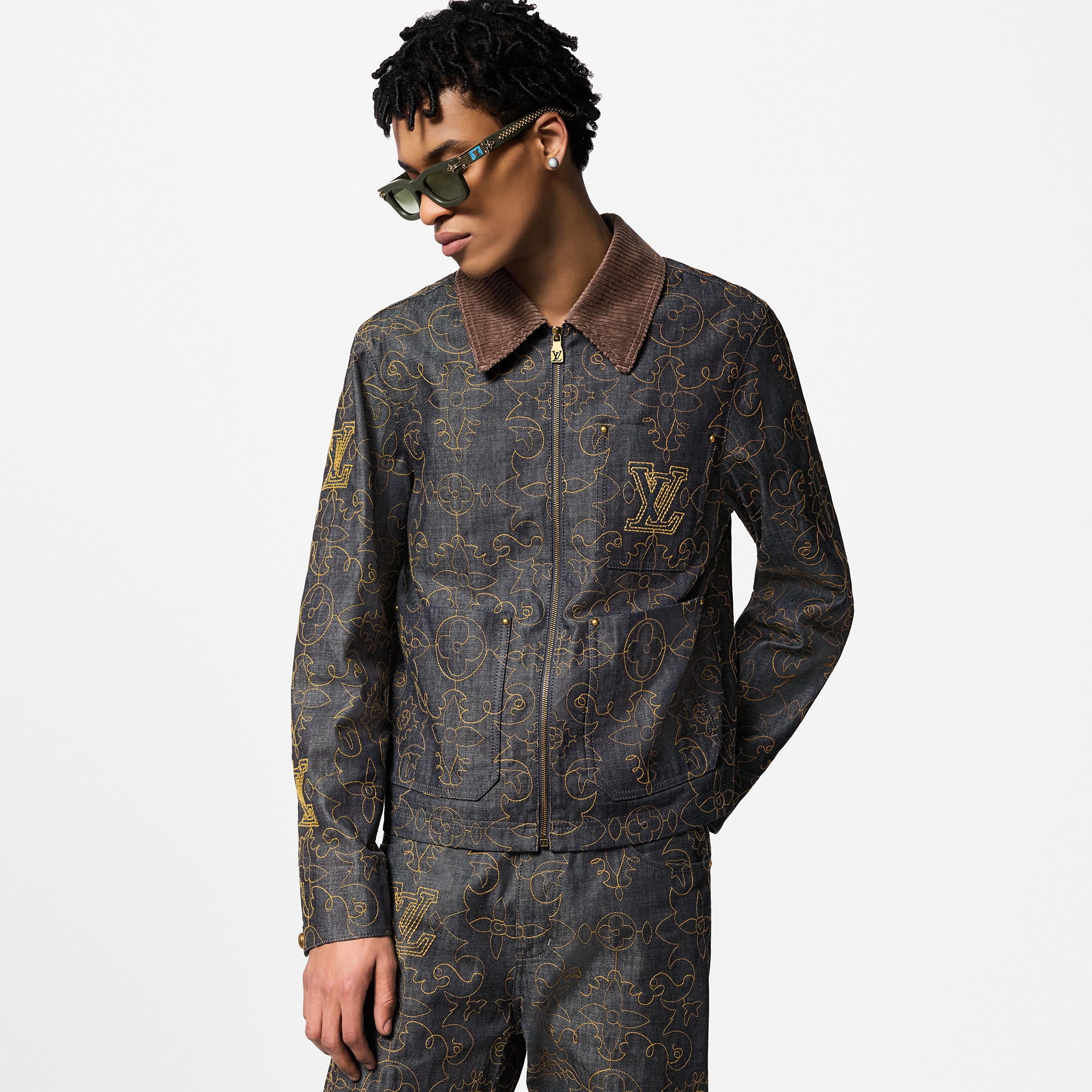 Giacca in stile workwear in denim con ricami  Uomo Abbigliamento Capispalla e Cappotti | LOUIS VUITTON (Zoom prodotto)
