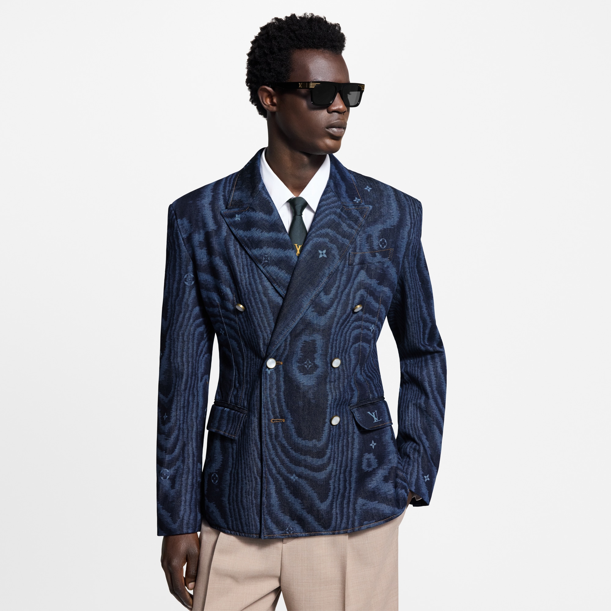 Giacca sartoriale doppiopetto in jeans  Uomo Abbigliamento Tutti i Capi di Abbigliamento | LOUIS VUITTON (Zoom prodotto)