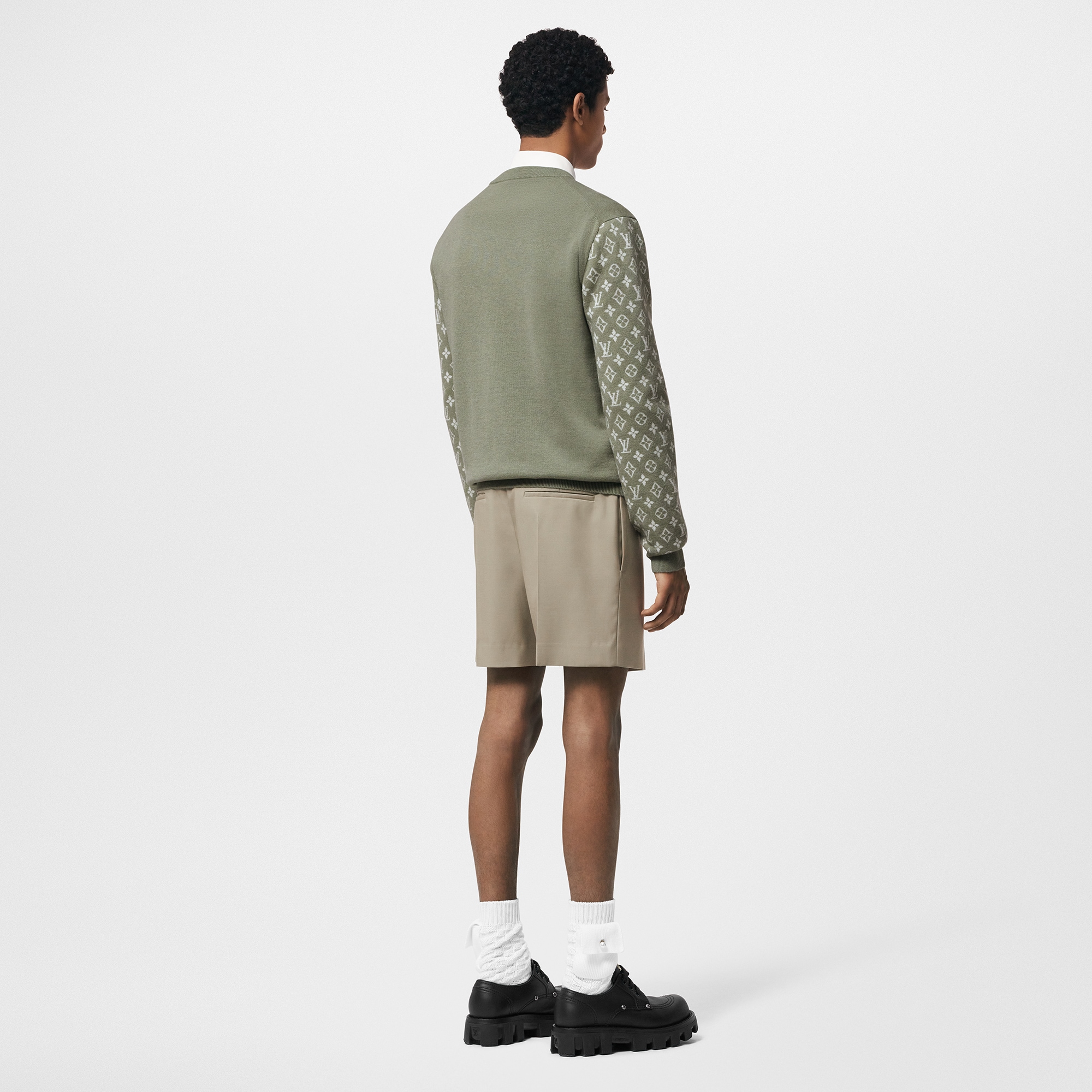 Girocollo a maniche lunghe in cachemire con dettagli iconici  Uomo Abbigliamento T-Shirt e Polo | LOUIS VUITTON (Zoom prodotto)