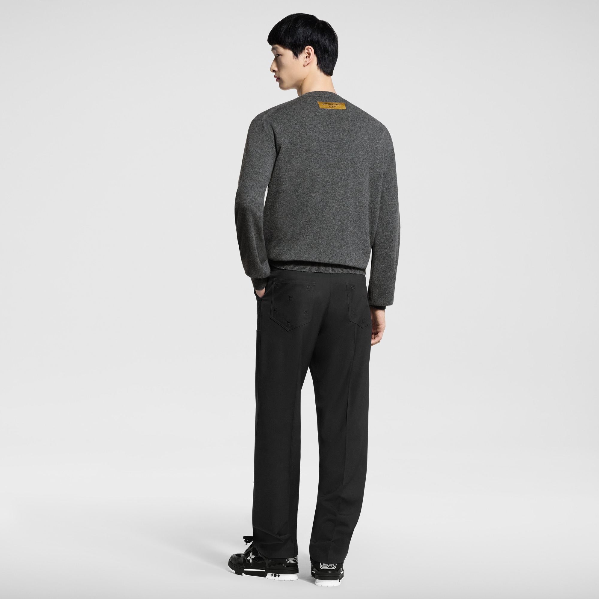 Girocollo con iniziali LV in rilievo LVSE  Uomo Abbigliamento Tutti i Capi di Abbigliamento | LOUIS VUITTON (Zoom prodotto)