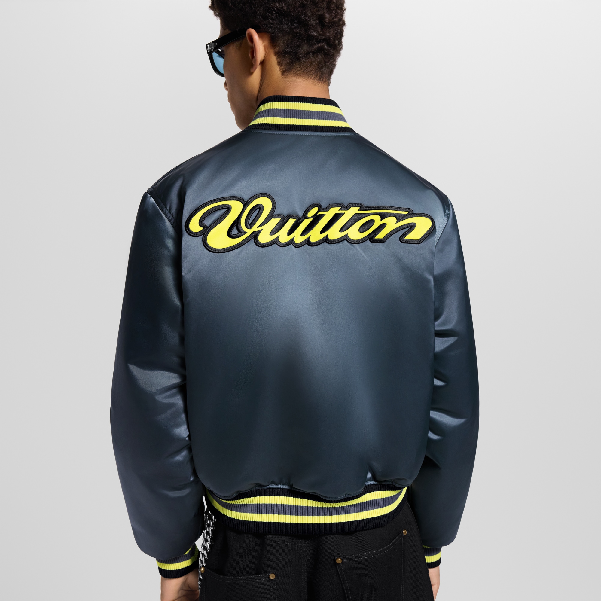Giubbotto da baseball in satin  Uomo Abbigliamento Capispalla e Cappotti | LOUIS VUITTON (Zoom prodotto)