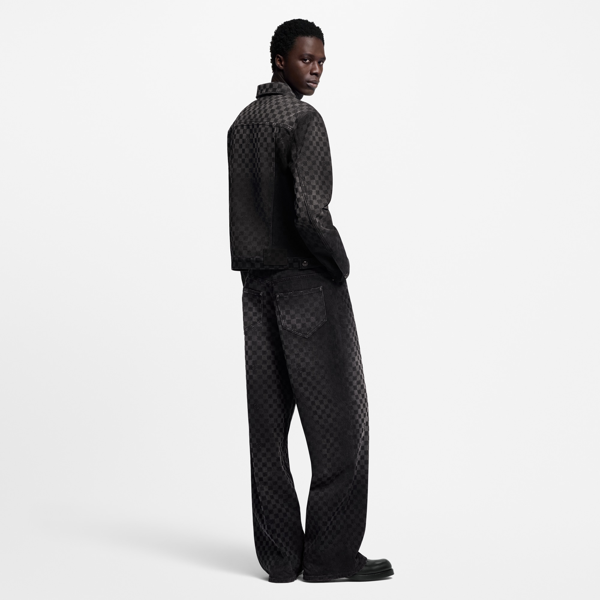 Jeans con gamba ampia e motivo Damier floccato  Uomo Abbigliamento Collezione Denim | LOUIS VUITTON (Zoom prodotto)