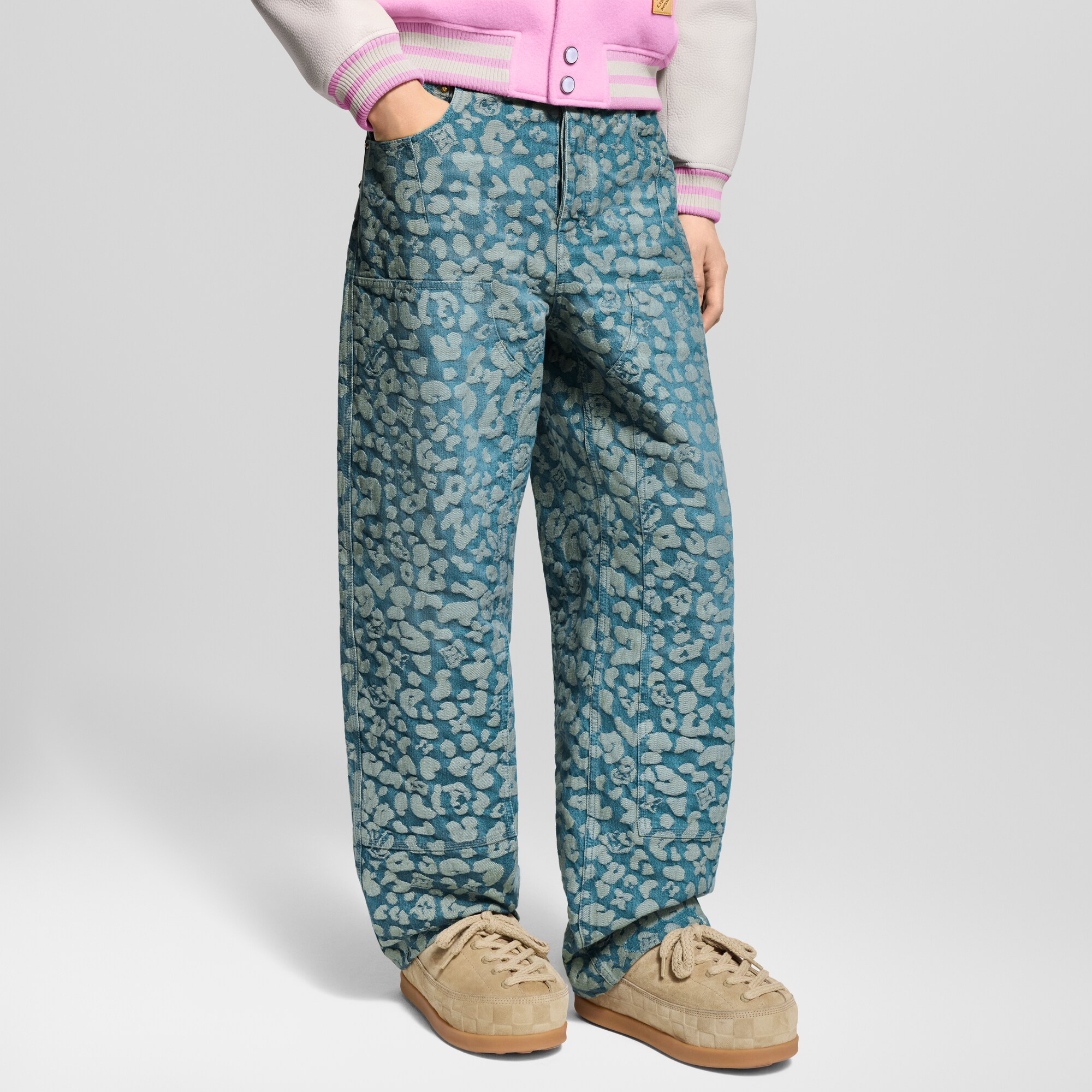 Jeans in stile workwear con motivo mimetico in trama jacquard  Uomo Abbigliamento Collezione Denim | LOUIS VUITTON (Zoom prodotto)