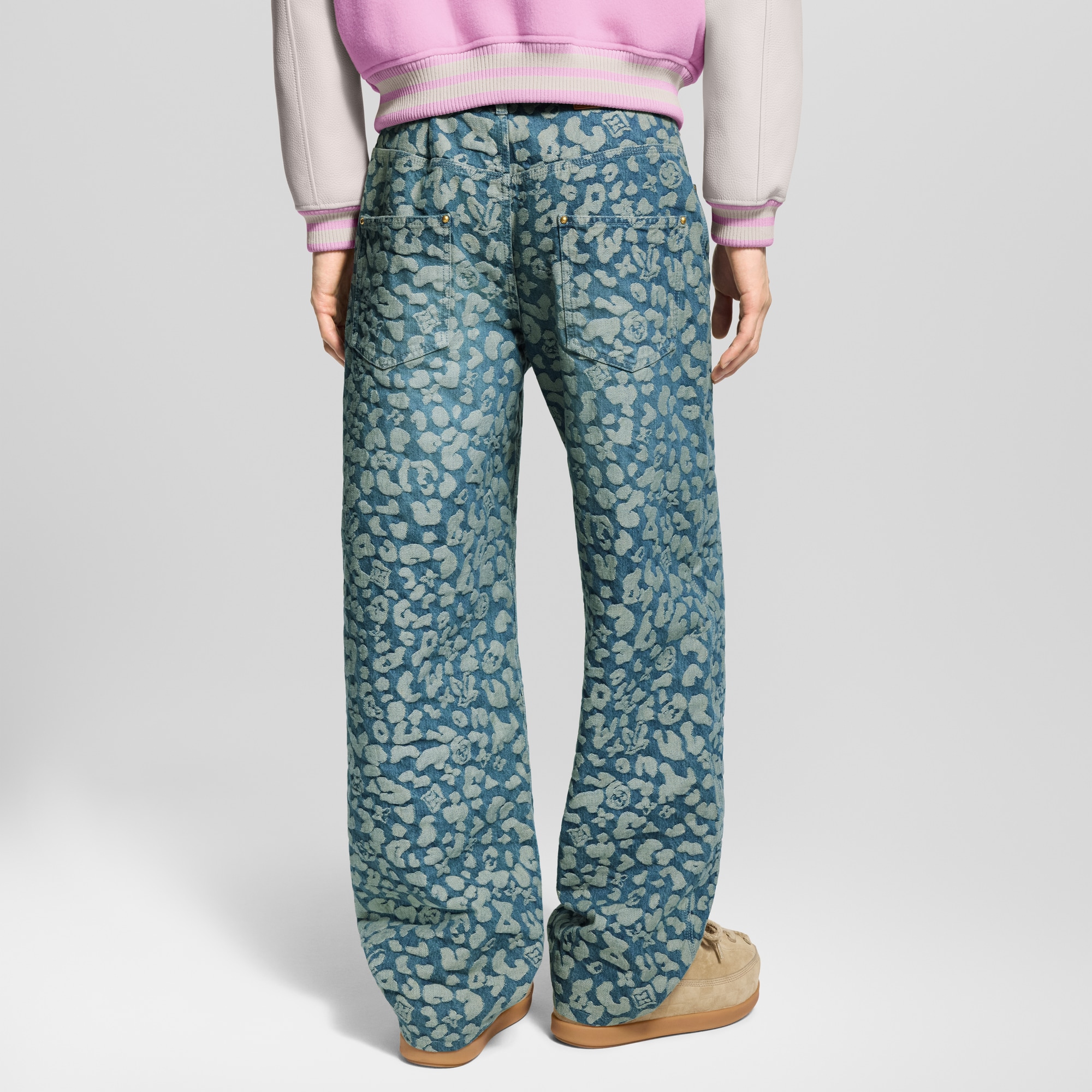 Jeans in stile workwear con motivo mimetico in trama jacquard  Uomo Abbigliamento Collezione Denim | LOUIS VUITTON (Zoom prodotto)
