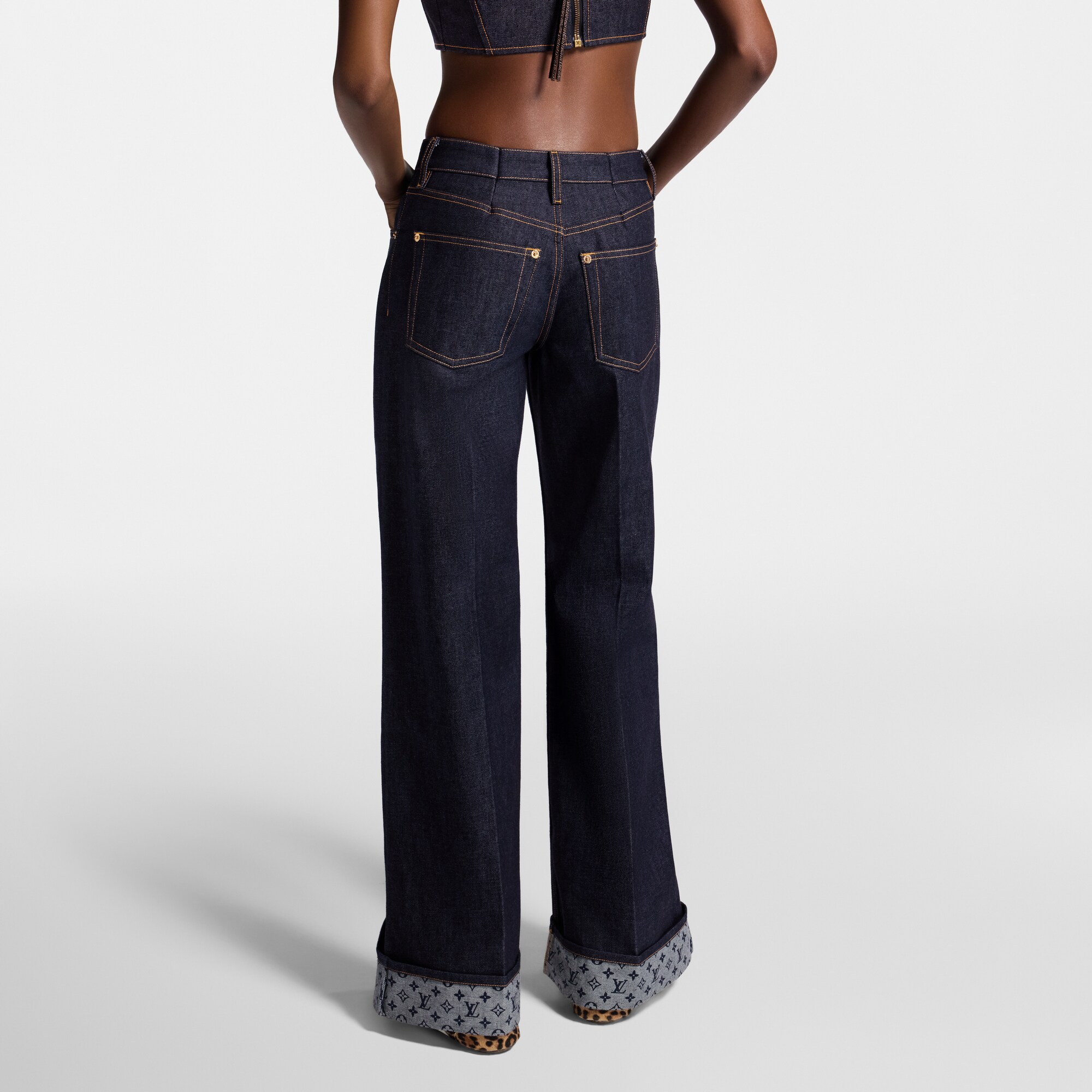 Jeans svasati con risvolti  Donna Abbigliamento Pantaloni | LOUIS VUITTON (Zoom prodotto)