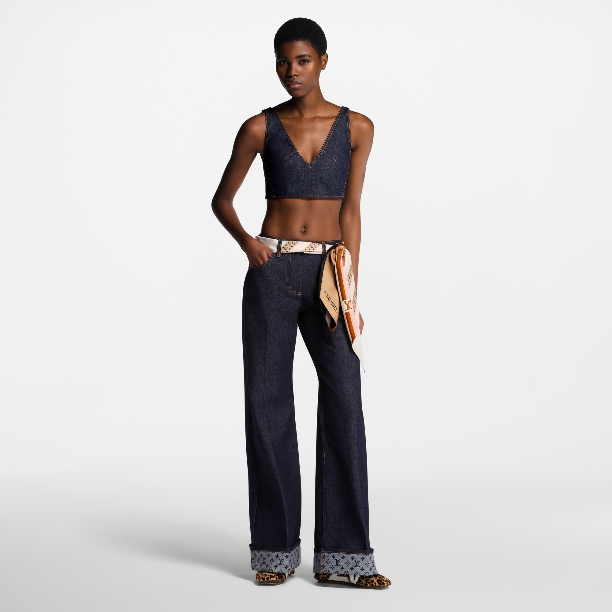 Jeans svasati con risvolti  Donna Abbigliamento Pantaloni | LOUIS VUITTON (Zoom prodotto)