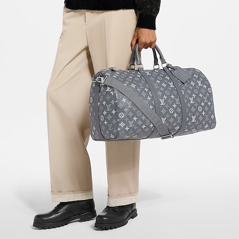 Keepall Bandoulière 50 Monogram Shadow Valigie e Viaggi Borse da Viaggio Tutte le Borse da Viaggio | LOUIS VUITTON (Zoom prodotto)