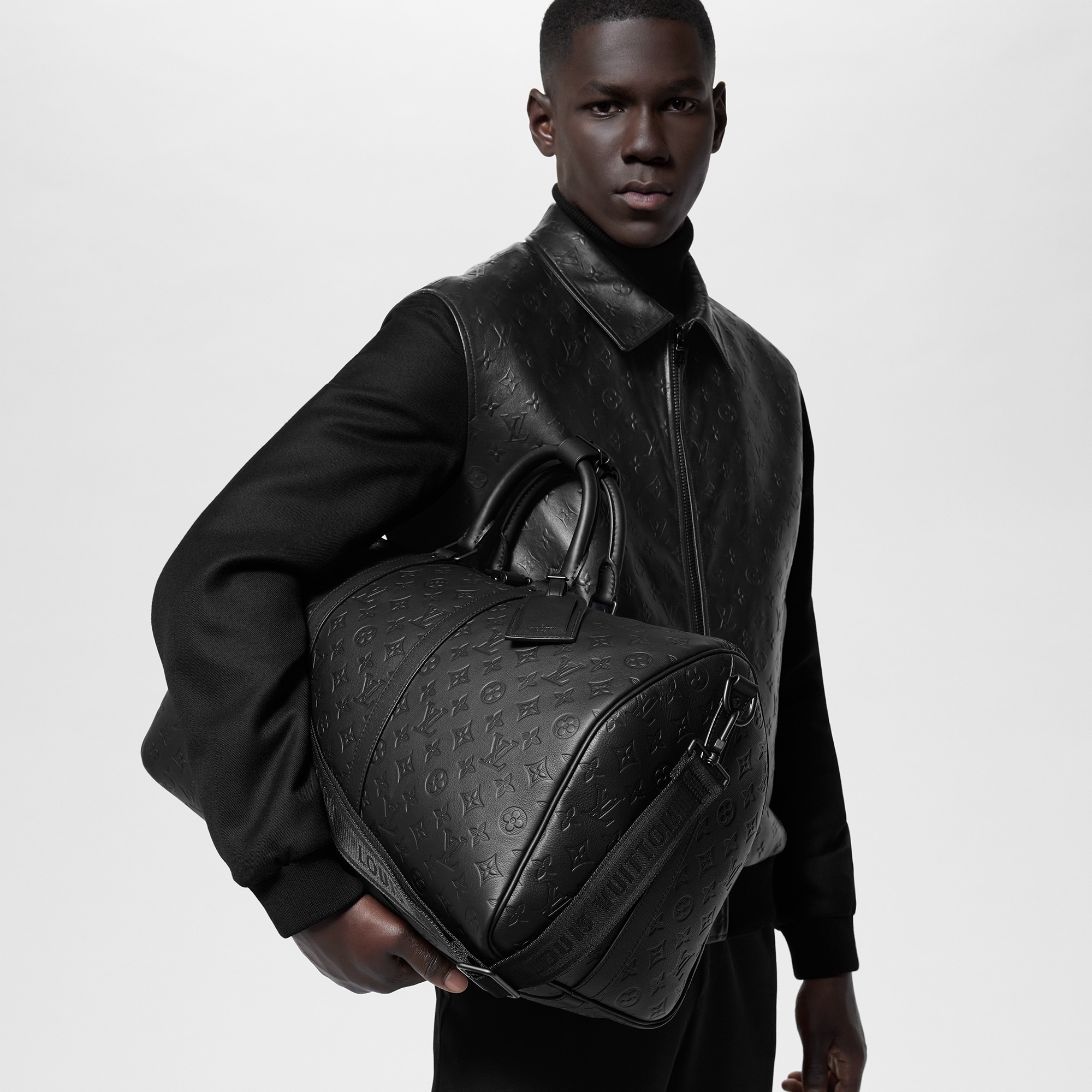 Keepall Bandoulière 50 Monogram Shadow Uomo Discontinued Product Obs 11 | LOUIS VUITTON (Zoom prodotto)