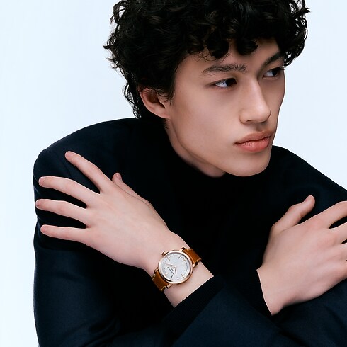 Louis Vuitton Escale, orologio automatico, 39 mm, oro rosa Orologi Tutti gli orologi } | LOUIS VUITTON (Zoom prodotto)