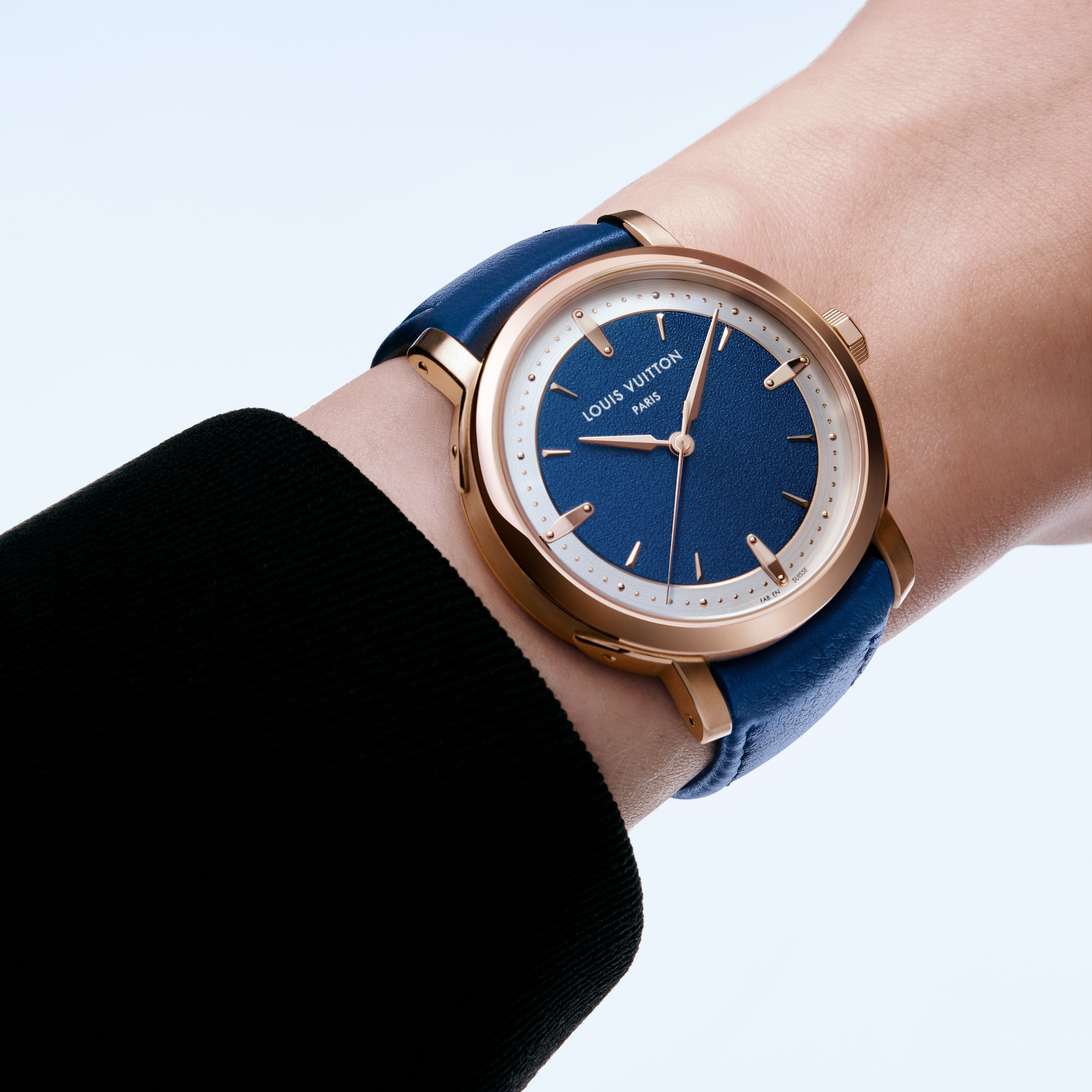 Louis Vuitton Escale, orologio automatico, 39 mm, oro rosa  Orologi Tutti gli orologi } | LOUIS VUITTON (Zoom prodotto)
