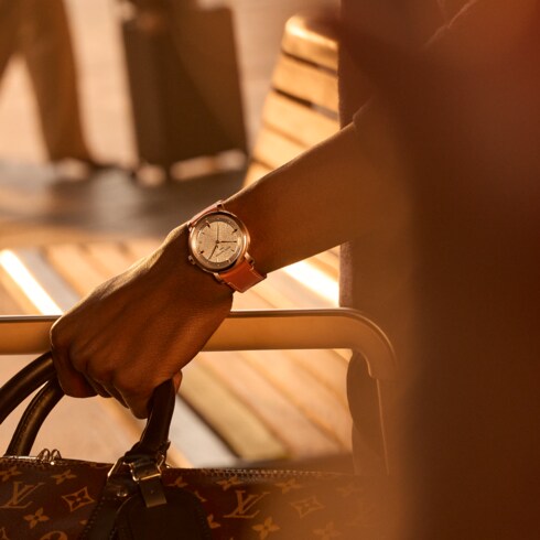 Louis Vuitton Escale, orologio automatico, 40,5 mm, platino e diamanti Orologi Tutti gli orologi } | LOUIS VUITTON
