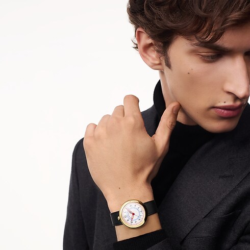 Louis Vuitton Monterey, orologio automatico, 39 mm, oro giallo Orologi Tutti gli orologi } | LOUIS VUITTON (Zoom prodotto)