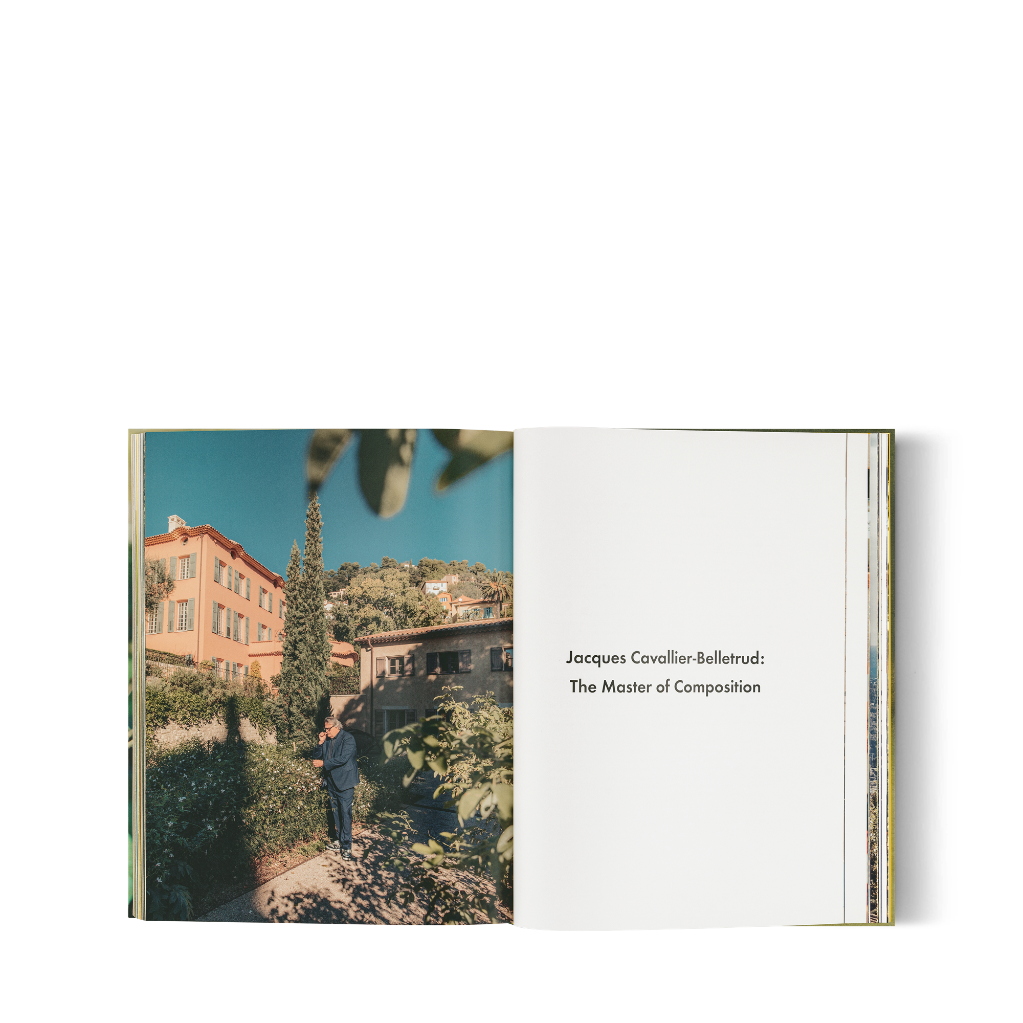 Louis Vuitton: A Perfume Atlas, Versione inglese  Bauli, Viaggio e Casa Libri Libri dalla copertina rigida | LOUIS VUITTON (Zoom prodotto)