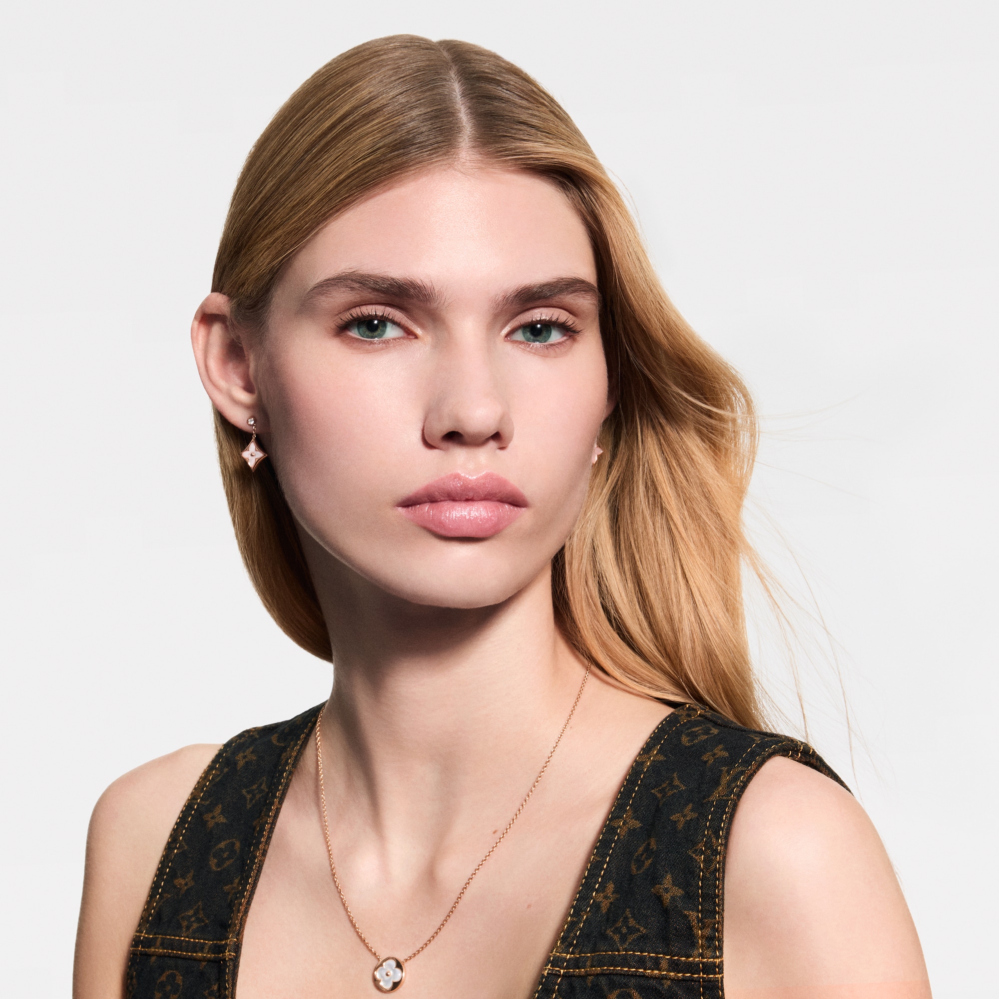 LV Baume - Ricarica balsamo labbra   Profumi e Beauty Labbra } | LOUIS VUITTON (Zoom prodotto)