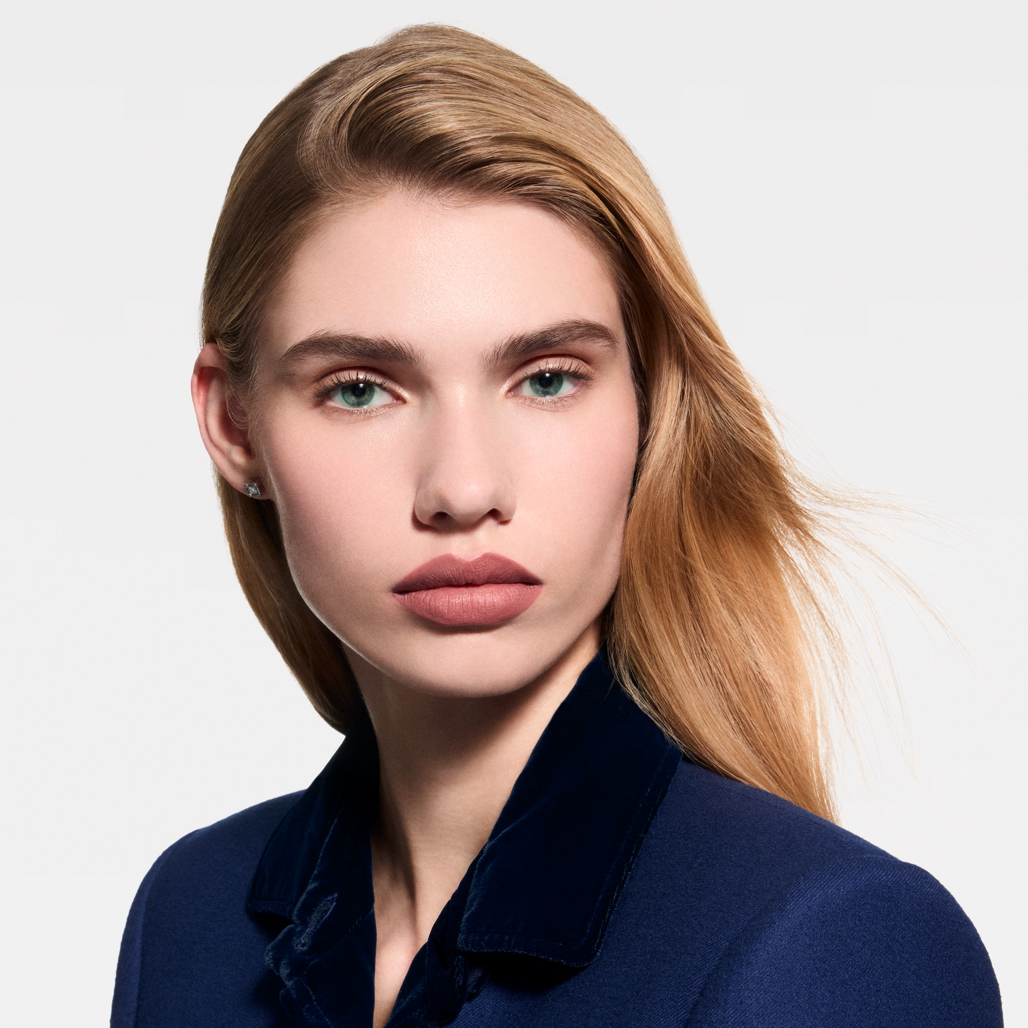 LV Rouge - Ricarica rossetto opaco   Profumi e Beauty Labbra } | LOUIS VUITTON (Zoom prodotto)