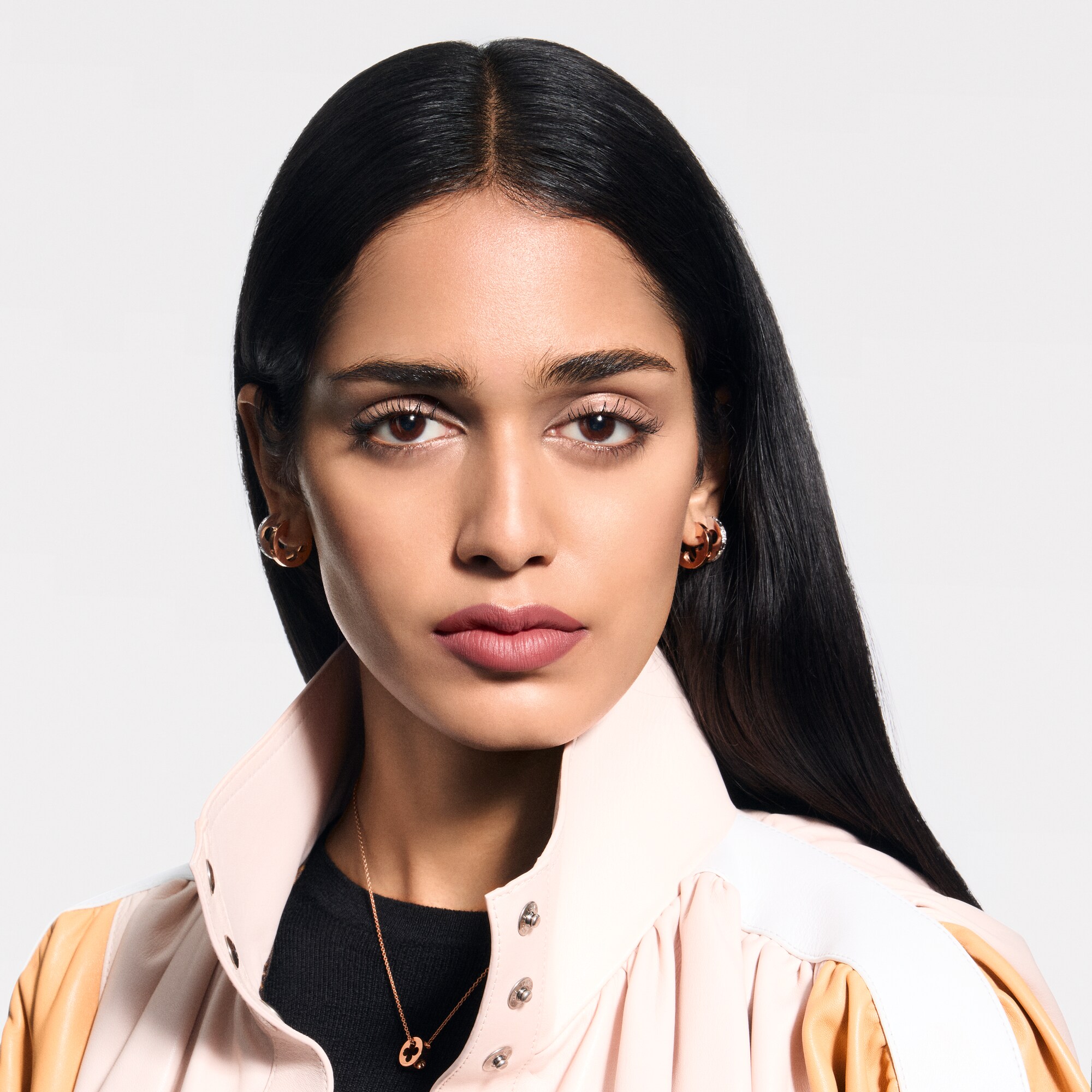 LV Rouge - Ricarica rossetto opaco   Profumi e Beauty Labbra } | LOUIS VUITTON (Zoom prodotto)