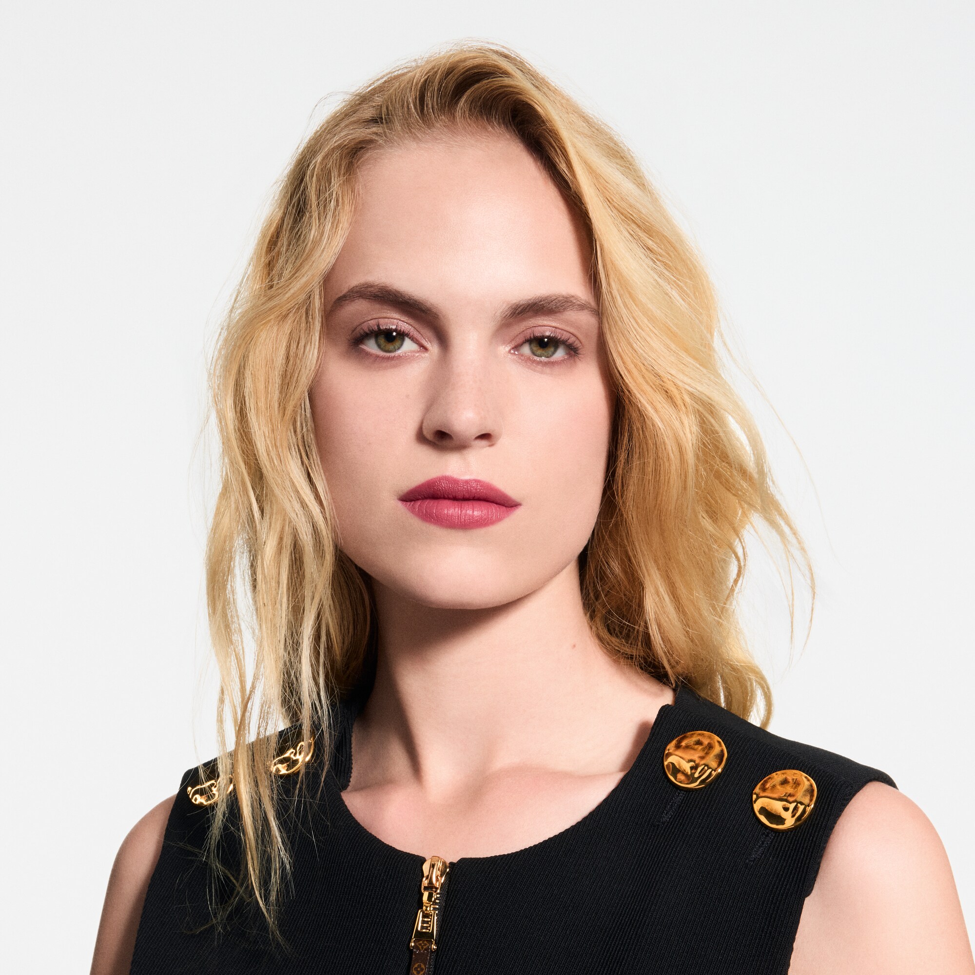 LV Rouge - Ricarica rossetto opaco   Profumi e Beauty Labbra } | LOUIS VUITTON (Zoom prodotto)