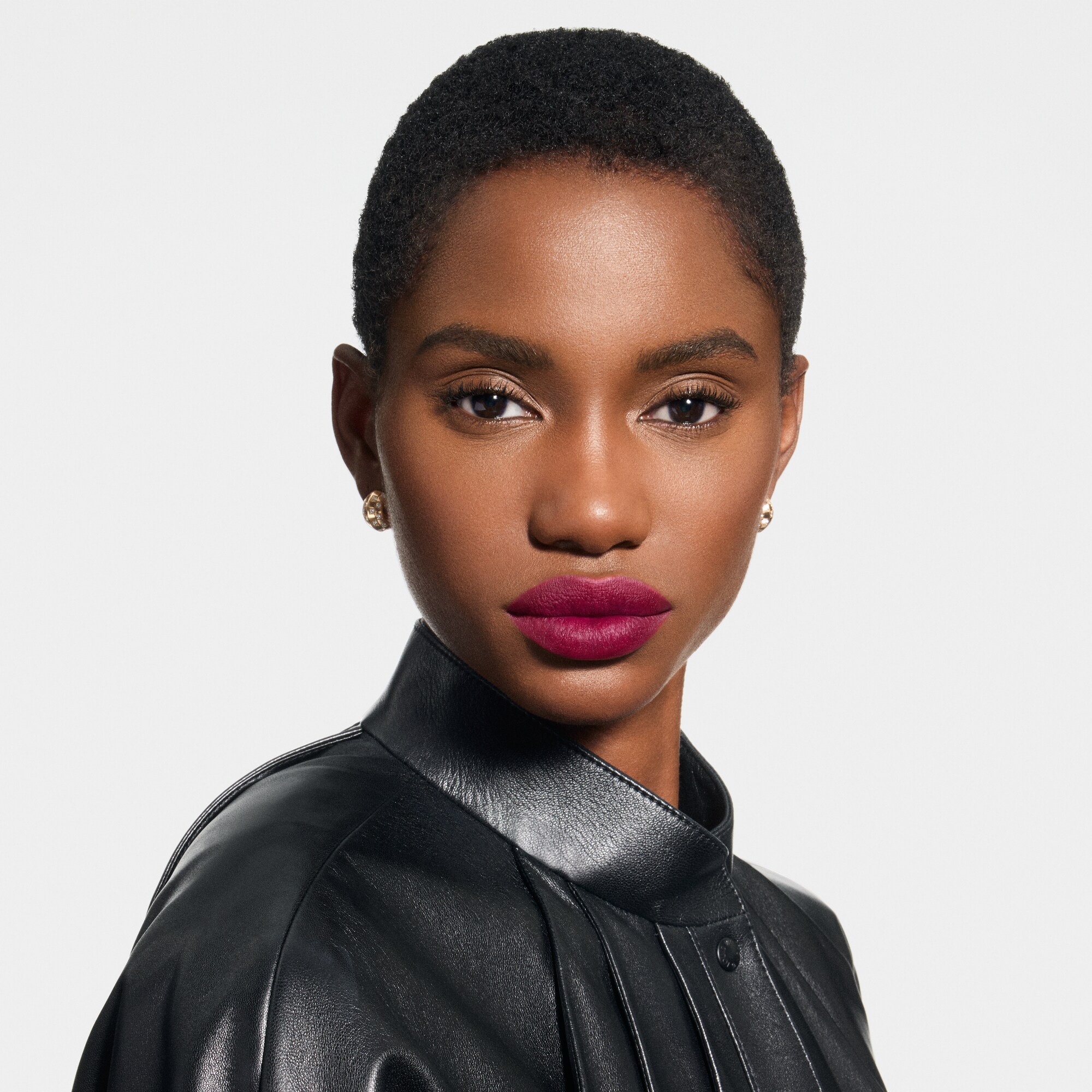 LV Rouge - Ricarica rossetto opaco   Profumi e Beauty Labbra } | LOUIS VUITTON (Zoom prodotto)