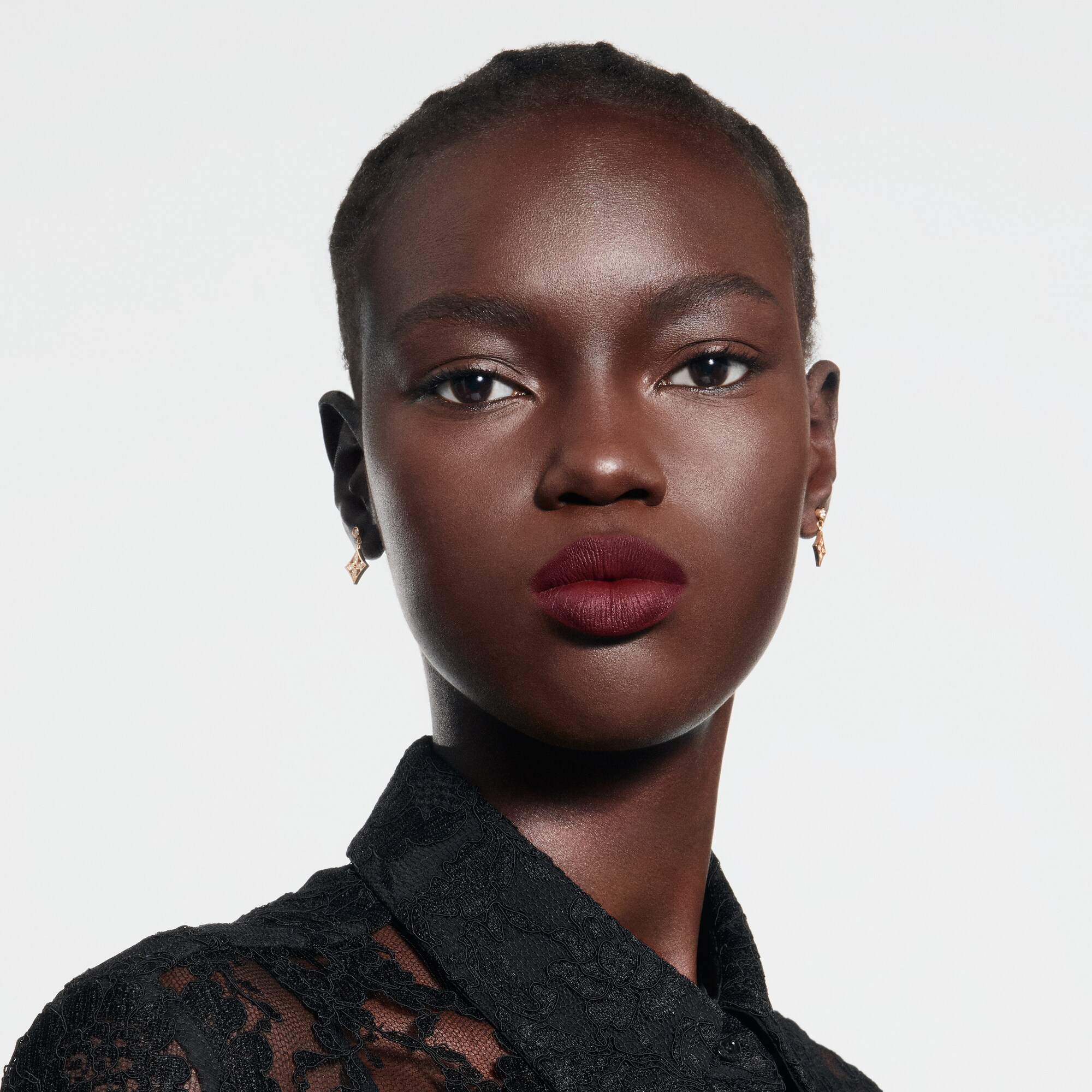 LV Rouge - Ricarica rossetto opaco   Profumi e Beauty Labbra } | LOUIS VUITTON (Zoom prodotto)