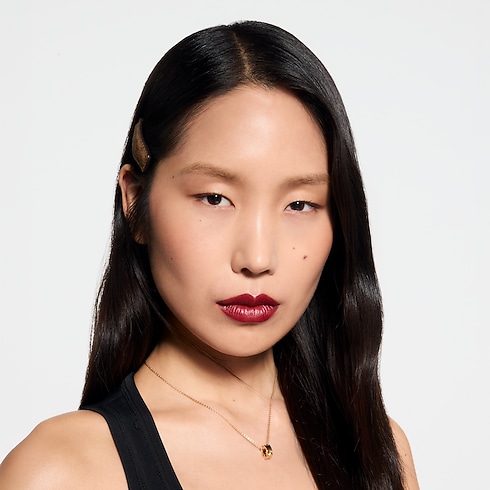 LV Rouge - Ricarica rossetto satinato Profumi e Beauty Labbra } | LOUIS VUITTON (Zoom prodotto)