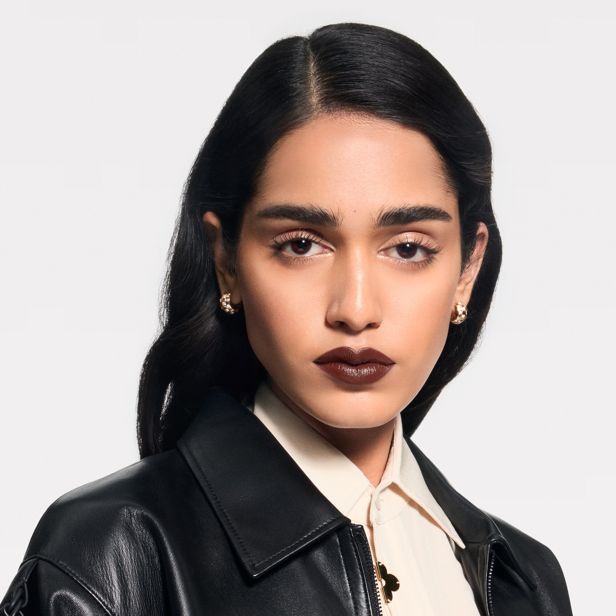 LV Rouge - Ricarica rossetto satinato   Profumi e Beauty Labbra } | LOUIS VUITTON (Zoom prodotto)