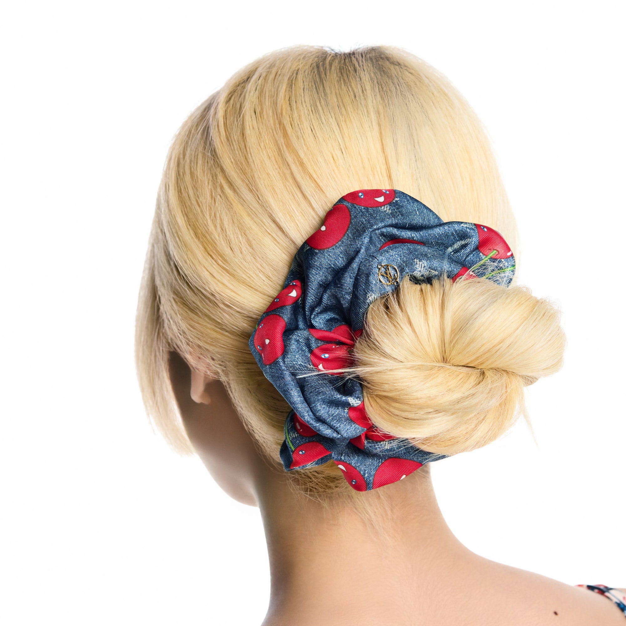 LV x TM Accessorio per capelli Denim Cerise S00 Donna Accessori Accessori per Capelli | LOUIS VUITTON (Zoom prodotto)