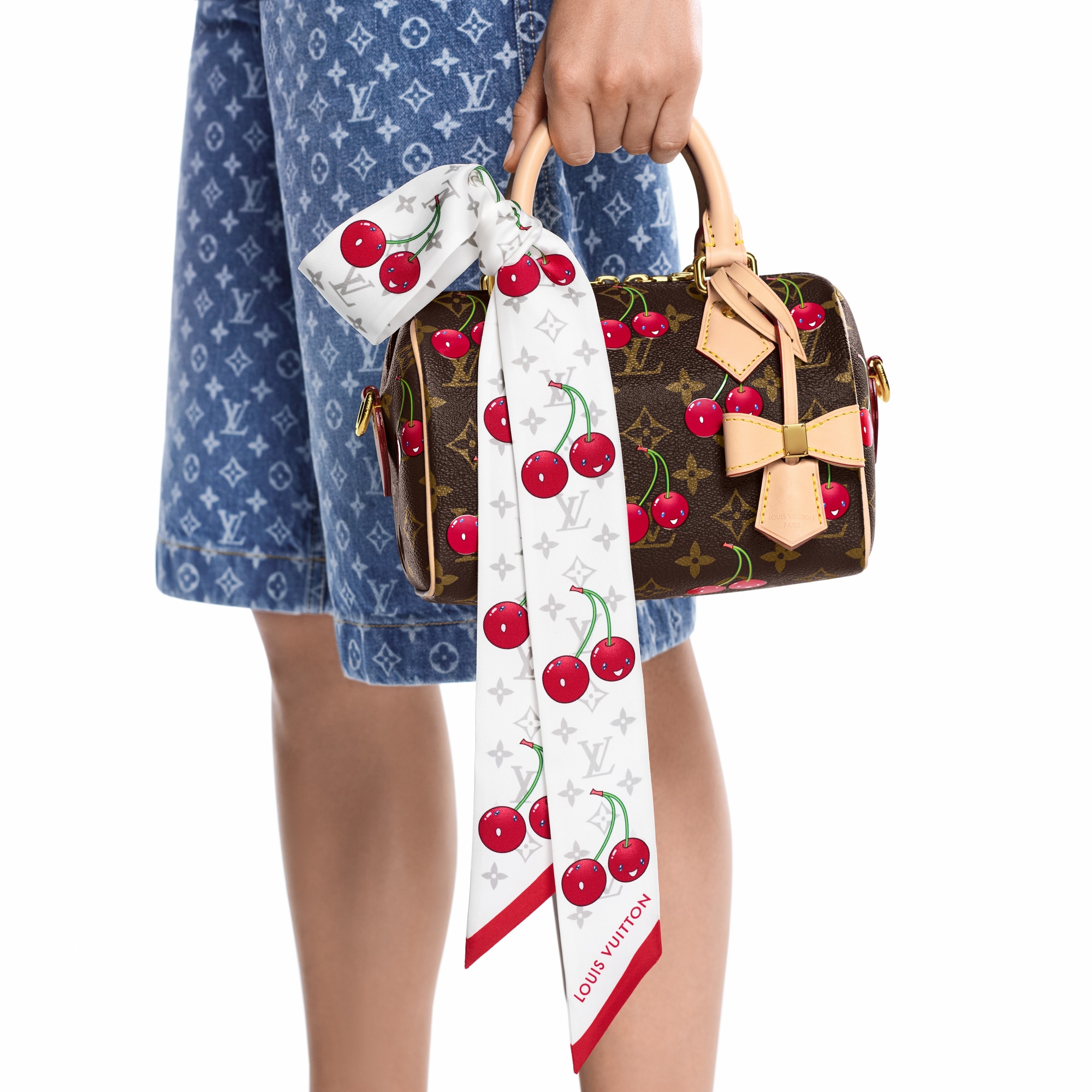 LV x TM Bandeau Monogram Cerise S00 Donna Accessori Foulard in seta e Bandeaux | LOUIS VUITTON (Zoom prodotto)