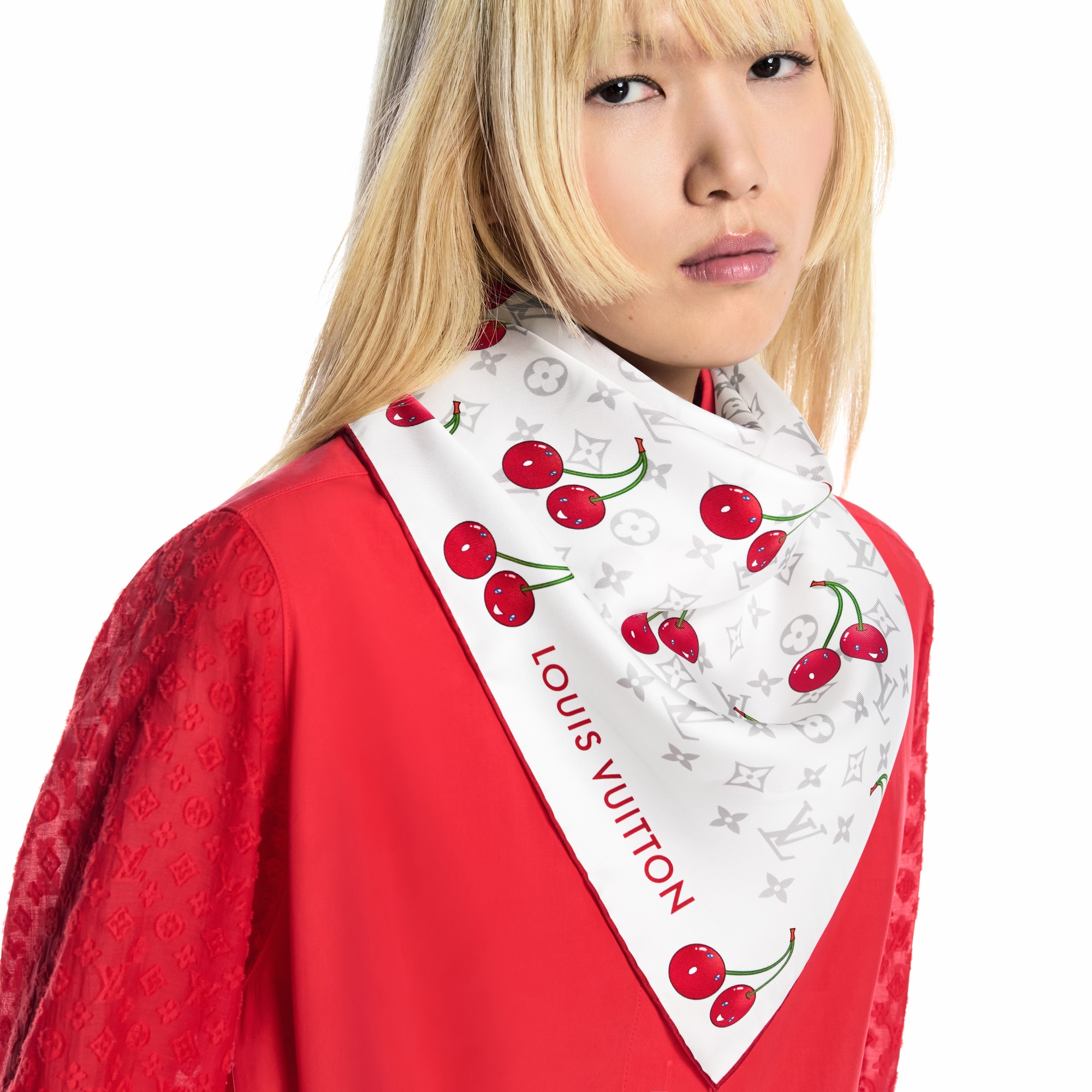 LV x TM Foulard Monogram Cerise 90 S00 Donna Accessori Foulard in seta e Bandeaux | LOUIS VUITTON (Zoom prodotto)