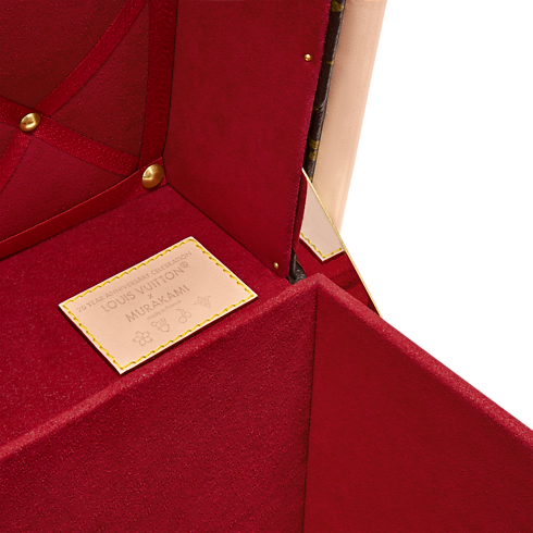 LV x TM Malle Courrier Lozine Carré Cherry Autres Toiles Monogram Bauli, Viaggio e Casa Bauli e Contenitori Bauli e Valigie | LOUIS VUITTON (Zoom prodotto)