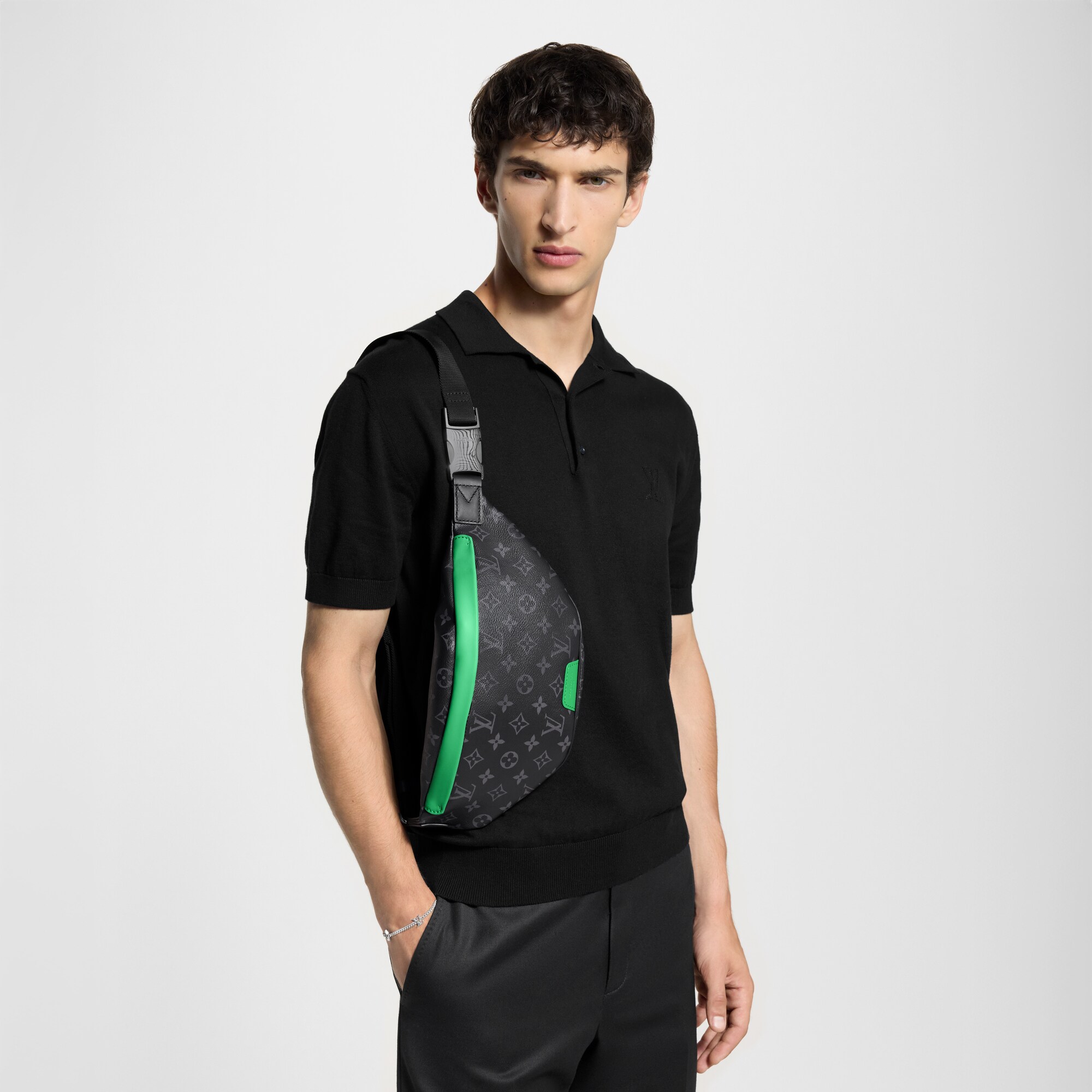Marsupio Discovery Tela Monogram Eclipse Borse e Piccola Pelletteria Borse da Uomo Novità | LOUIS VUITTON (Zoom prodotto)