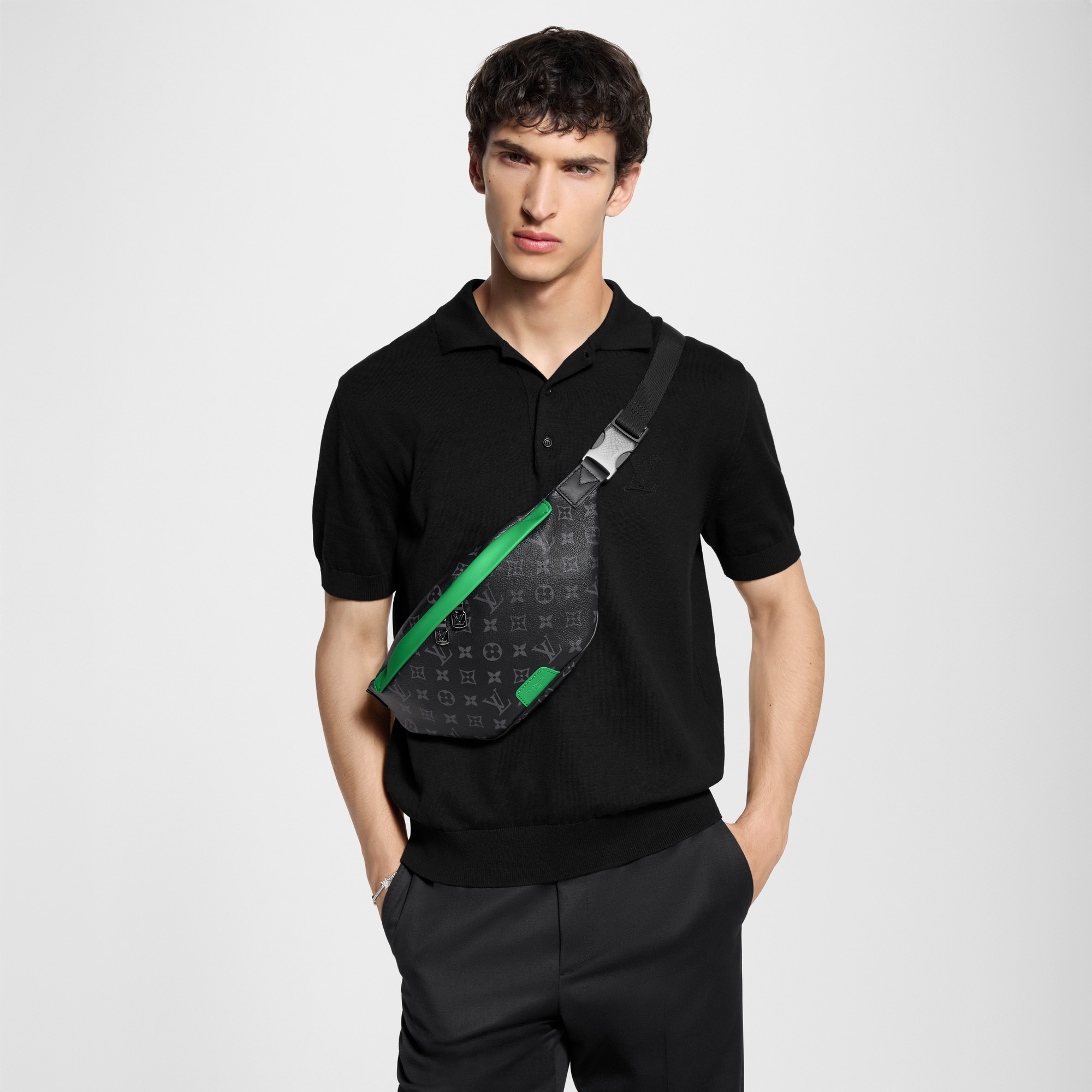 Marsupio Discovery Tela Monogram Eclipse Borse e Piccola Pelletteria Borse da Uomo Novità | LOUIS VUITTON (Zoom prodotto)