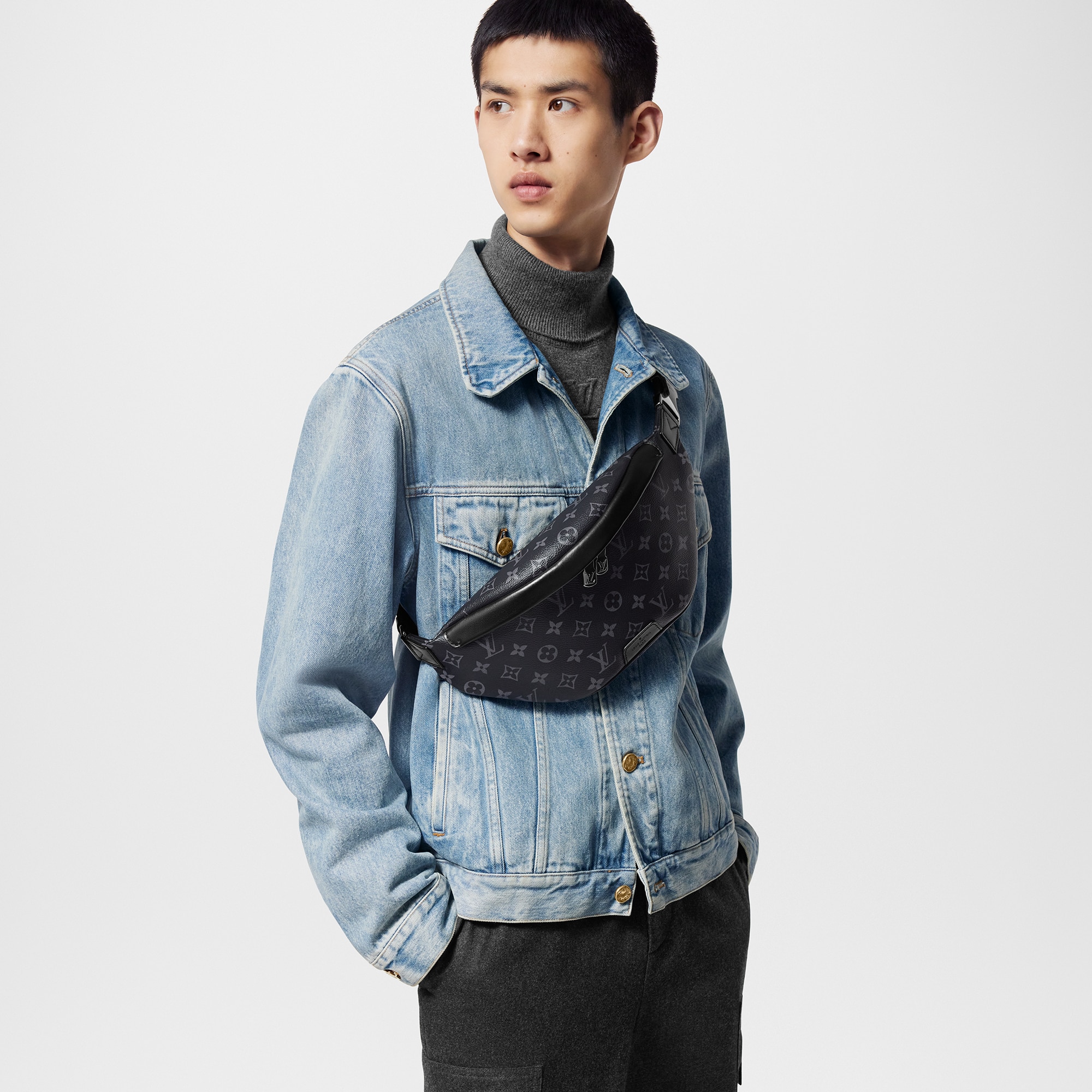 Marsupio Discovery PM Monogram Eclipse Uomo Borse da Uomo Tutte le borse | LOUIS VUITTON (Zoom prodotto)