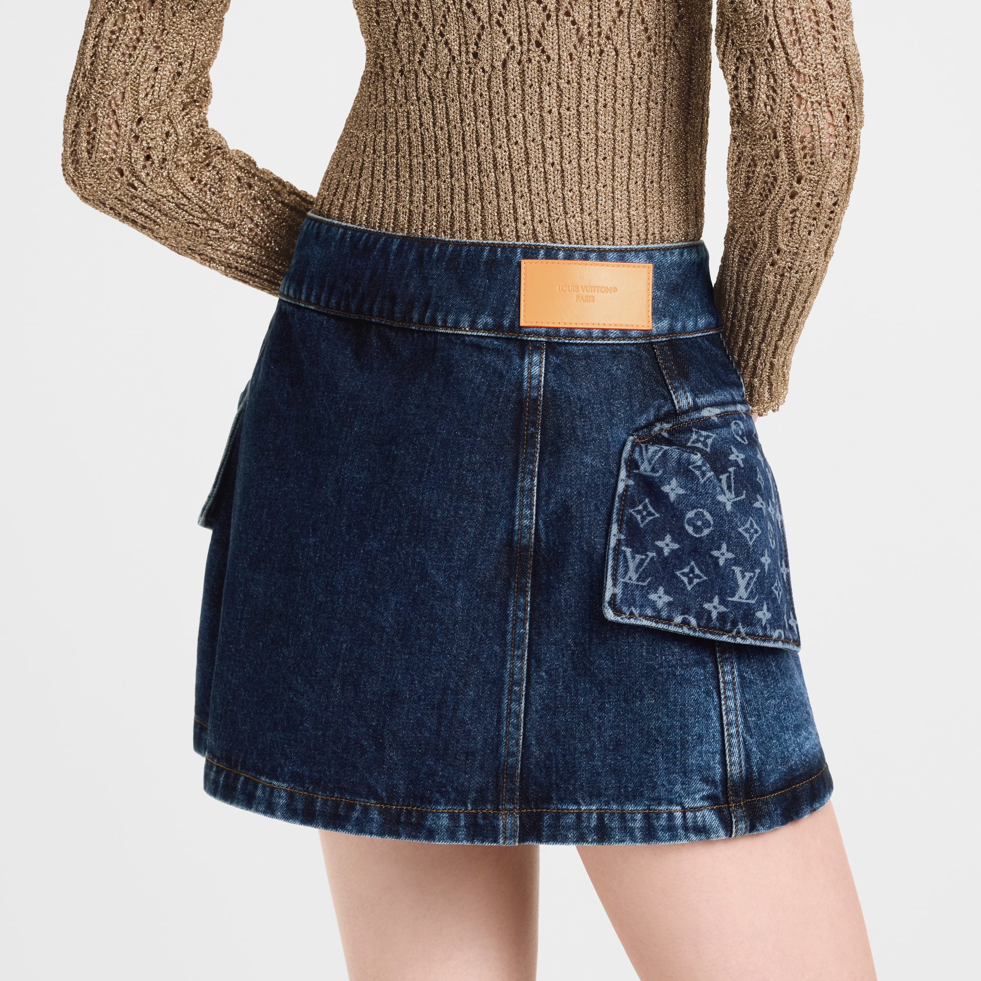 Minigonna in denim grezzo con motivo Monogram  Donna Abbigliamento Gonne e Shorts | LOUIS VUITTON (Zoom prodotto)