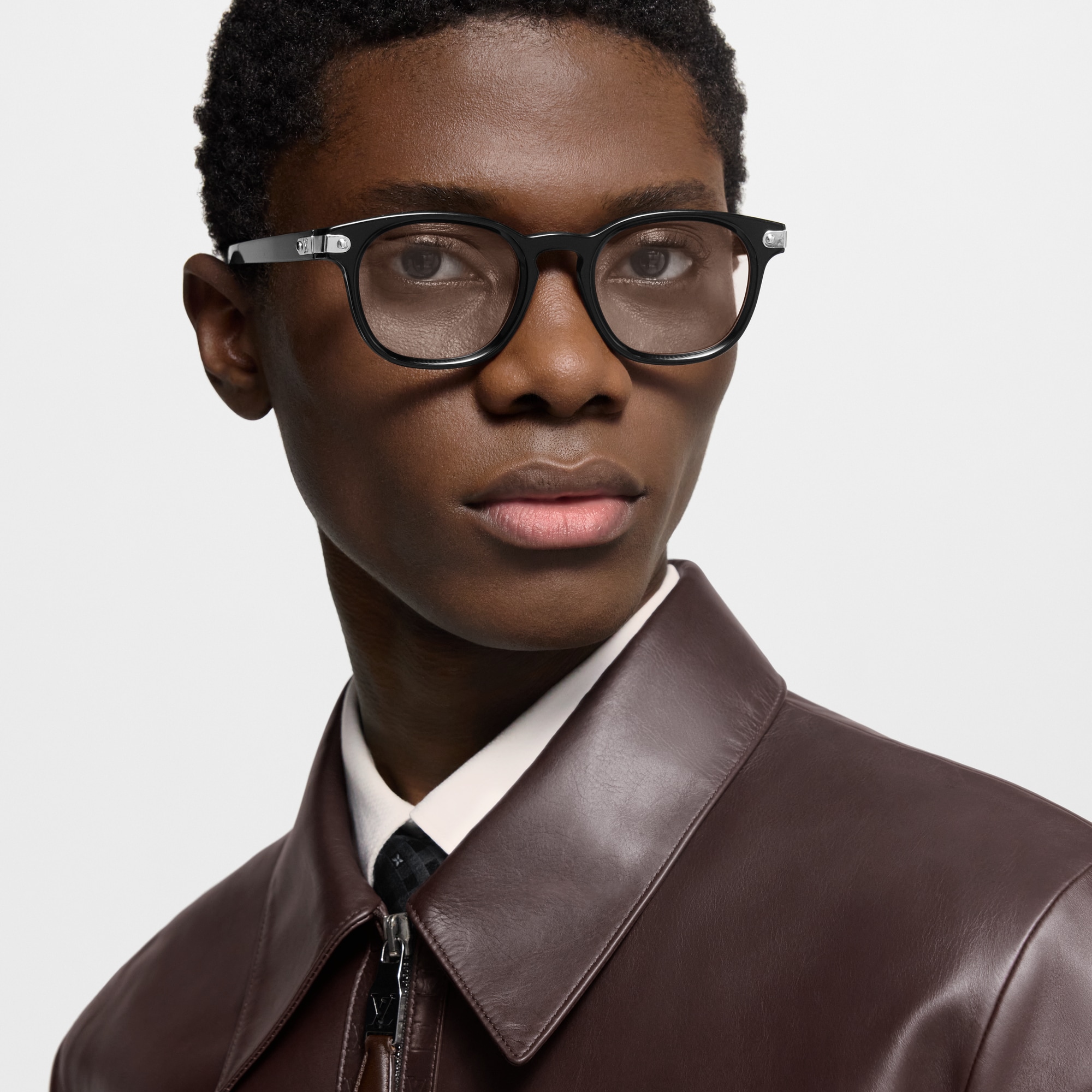 Occhiali Anti-Blue Light LV Signature Square Round S00 Uomo Accessori Occhiali da Sole | LOUIS VUITTON (Zoom prodotto)