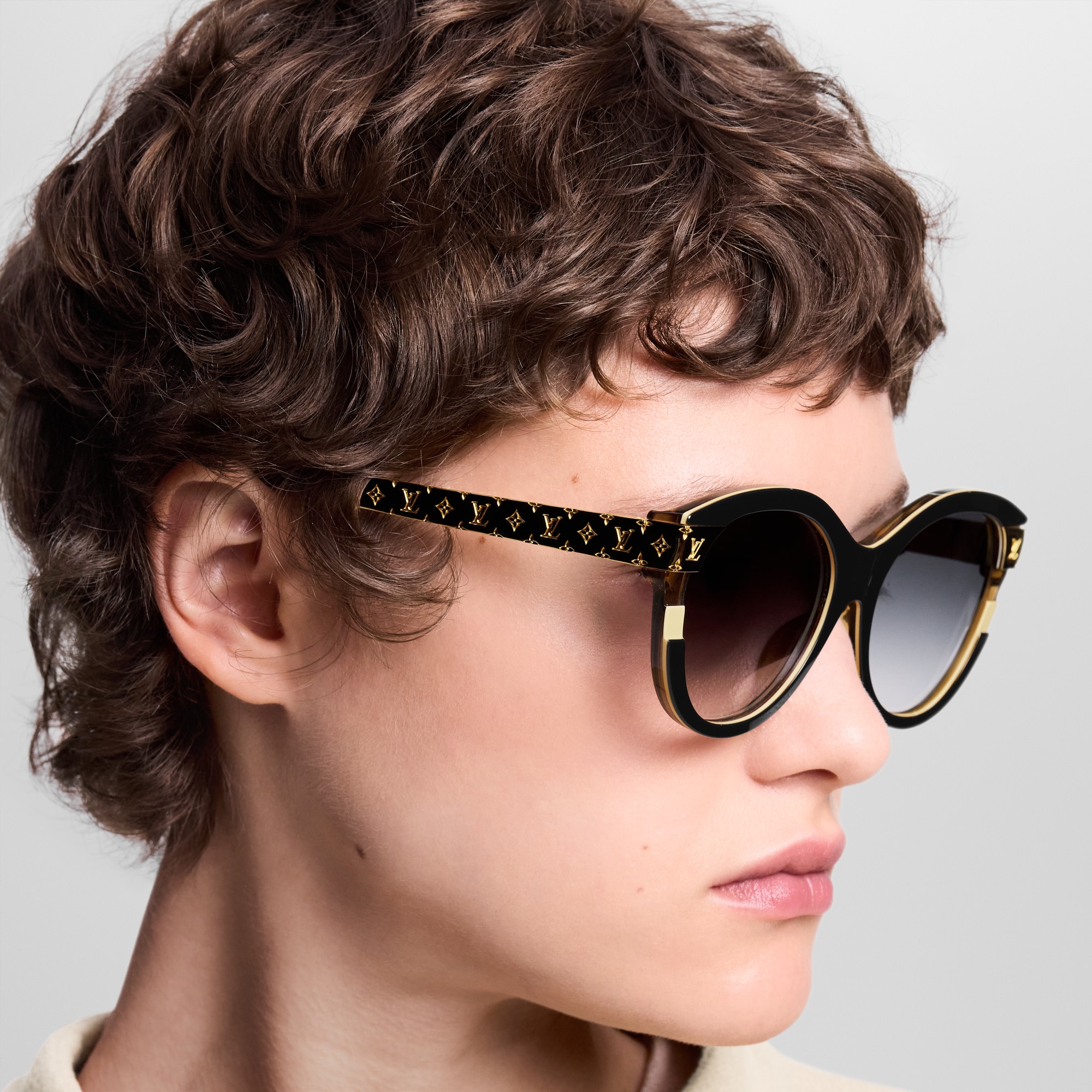 Occhiali da sole LV Petit Soupçon Cat Eye S00 Donna Accessori Occhiali da Sole | LOUIS VUITTON (Zoom prodotto)