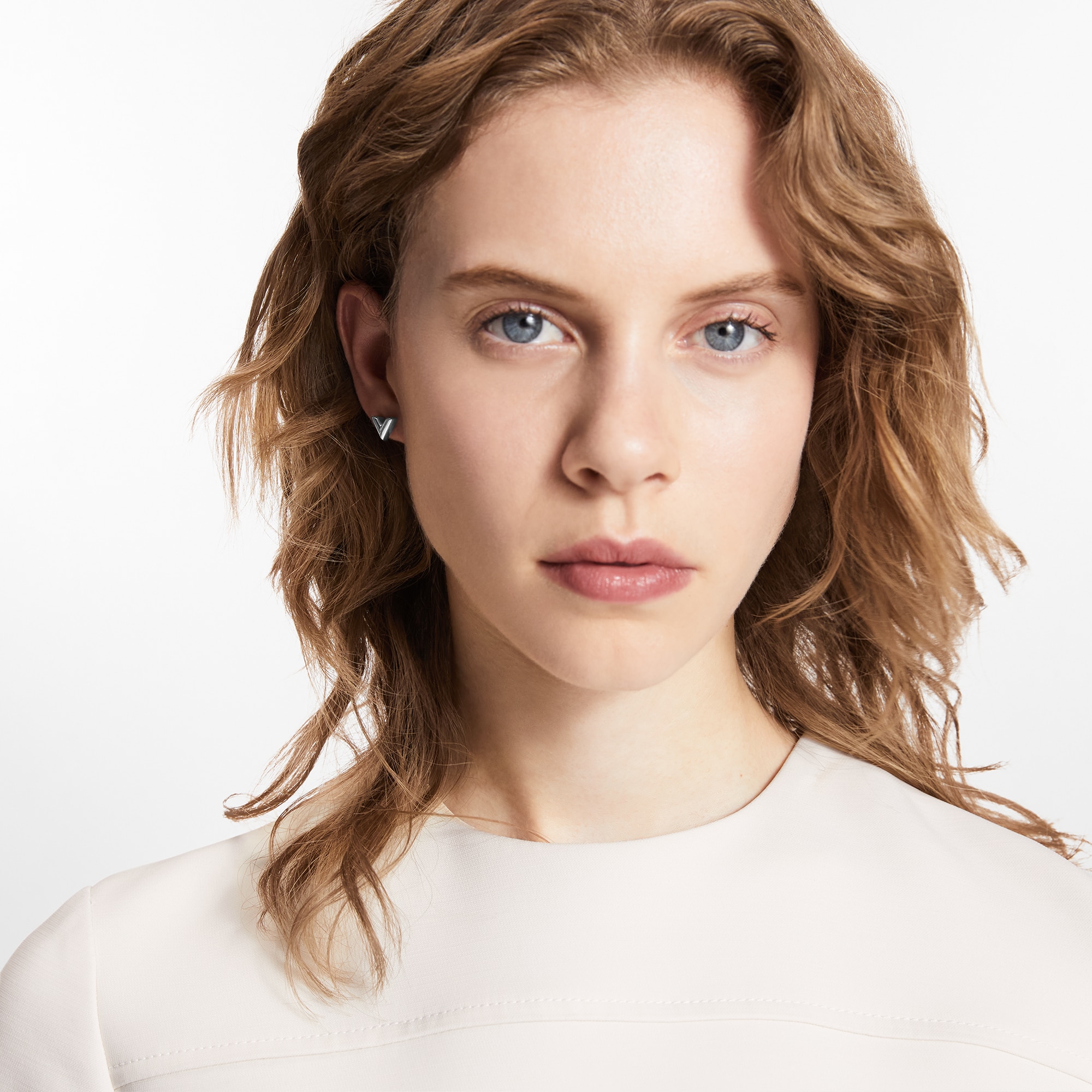 Orecchini a perno Essential V S00 Donna Fashion Bijoux Tutta la collezione | LOUIS VUITTON (Zoom prodotto)