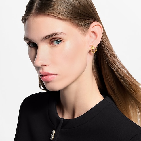 Orecchini LV Flowergram worn view