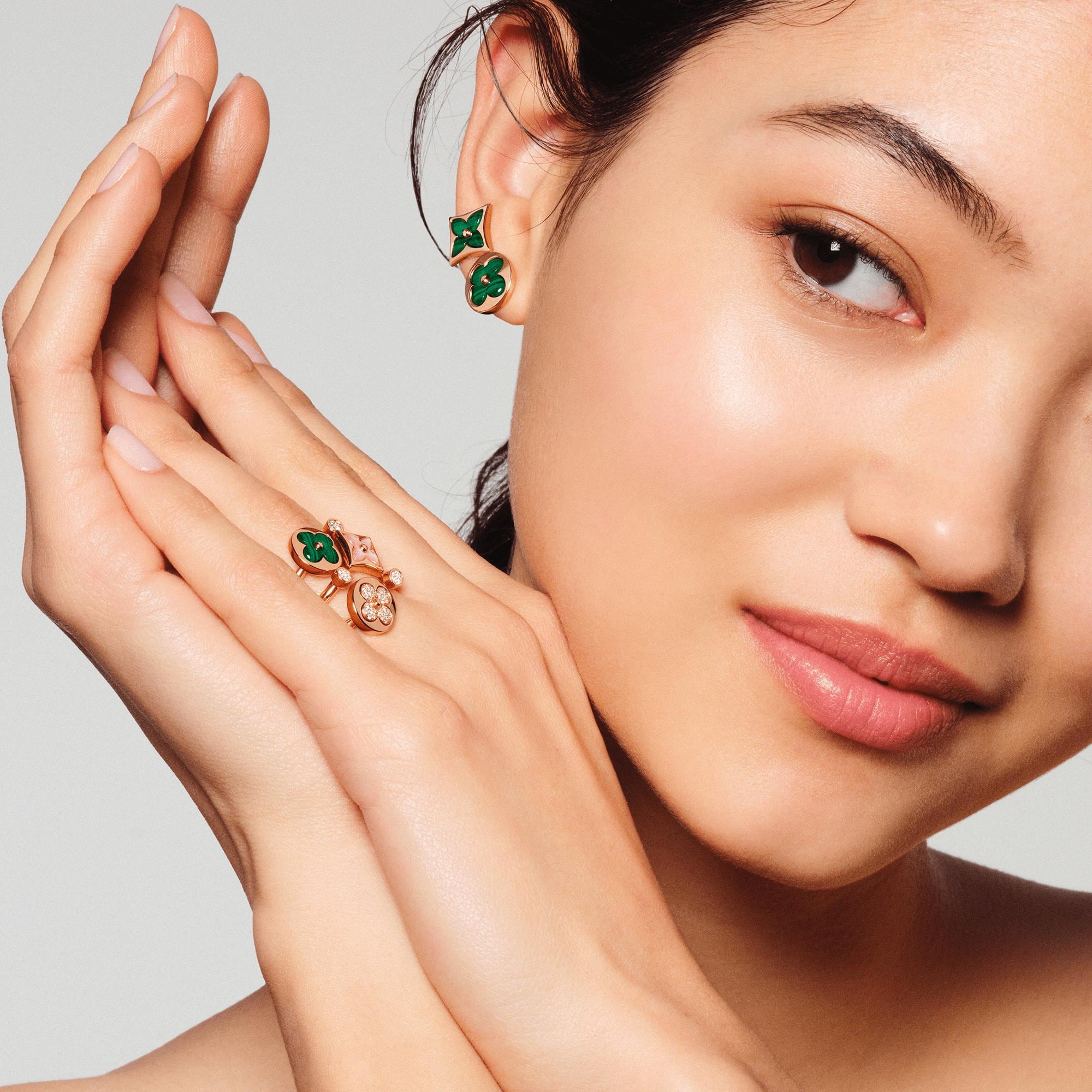 Orecchino a bottone Color Blossom BB Sun, oro rosa e malachite - pezzo singolo  Gioielli Categorie Tutta la Gioielleria | LOUIS VUITTON (Zoom prodotto)