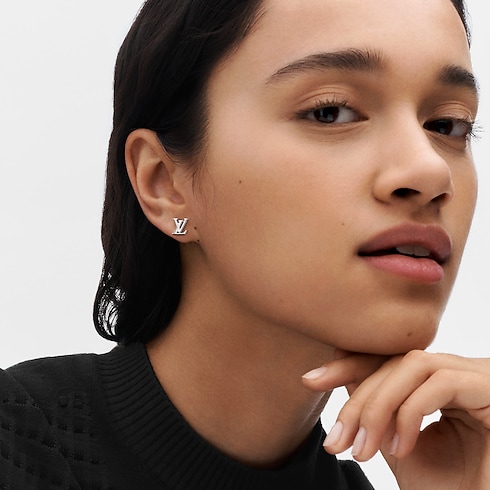 Orecchino a bottone reversibile Idylle Blossom, oro giallo e bianco con diamante - pezzo singolo Gioielli Categorie Orecchini | LOUIS VUITTON (Zoom prodotto)