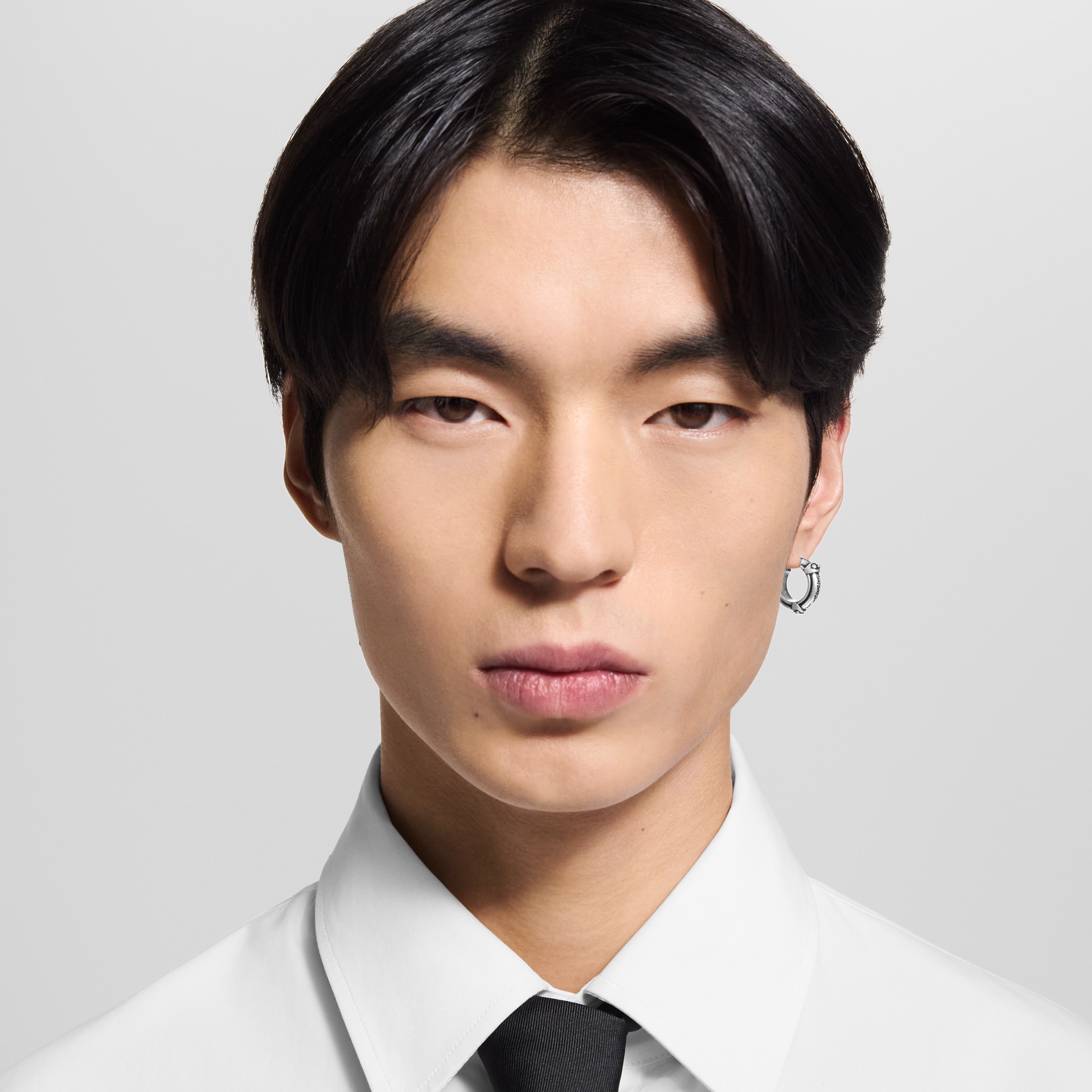 Orecchino a cerchio LV Lozine S00 Uomo Fashion Bijoux Orecchini | LOUIS VUITTON (Zoom prodotto)