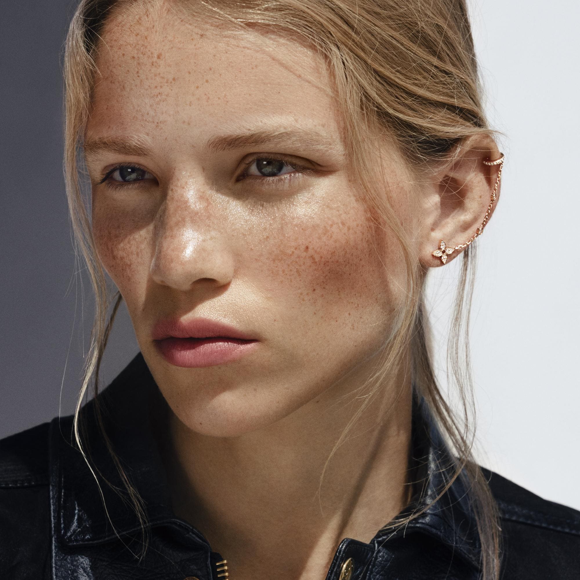 Orecchino Singolo Con Catenella Idylle Blossom, Oro Rosa E Diamanti - Pezzo Singolo  Gioielli Categorie Tutta la Gioielleria | LOUIS VUITTON (Zoom prodotto)