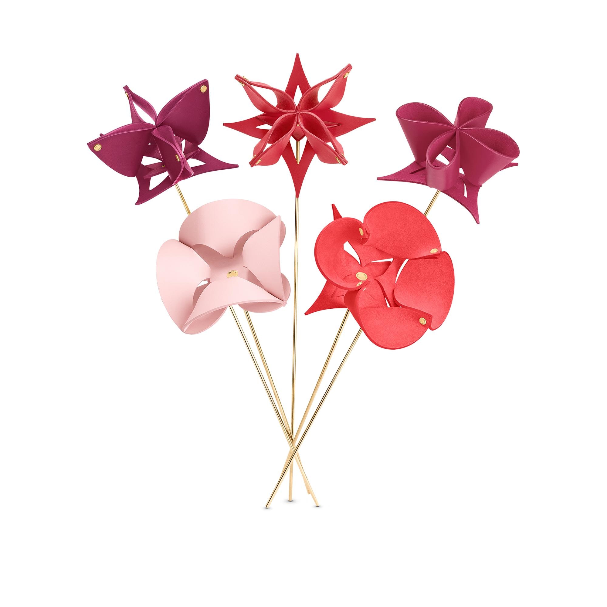 Origami Flowers by Atelier Oï  Bauli, Viaggio e Casa Casa e Art de la Table Decorazioni | LOUIS VUITTON (Zoom prodotto)
