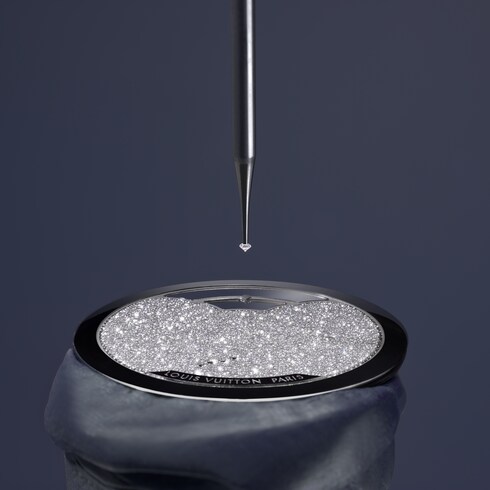 Orologio automatico Tambour Convergence, 37 mm, platino e diamanti Orologi Tutti gli orologi } | LOUIS VUITTON