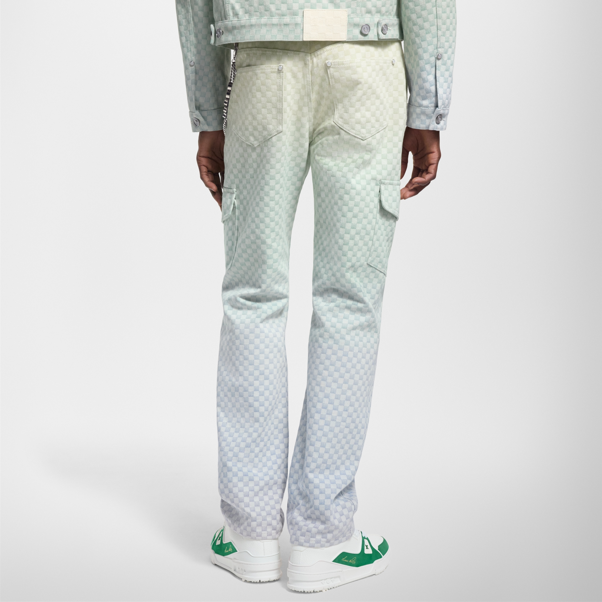Pantaloni cargo in denim con motivo Damier in trama jacquard effetto sfumato  Uomo Abbigliamento Collezione Denim | LOUIS VUITTON (Zoom prodotto)