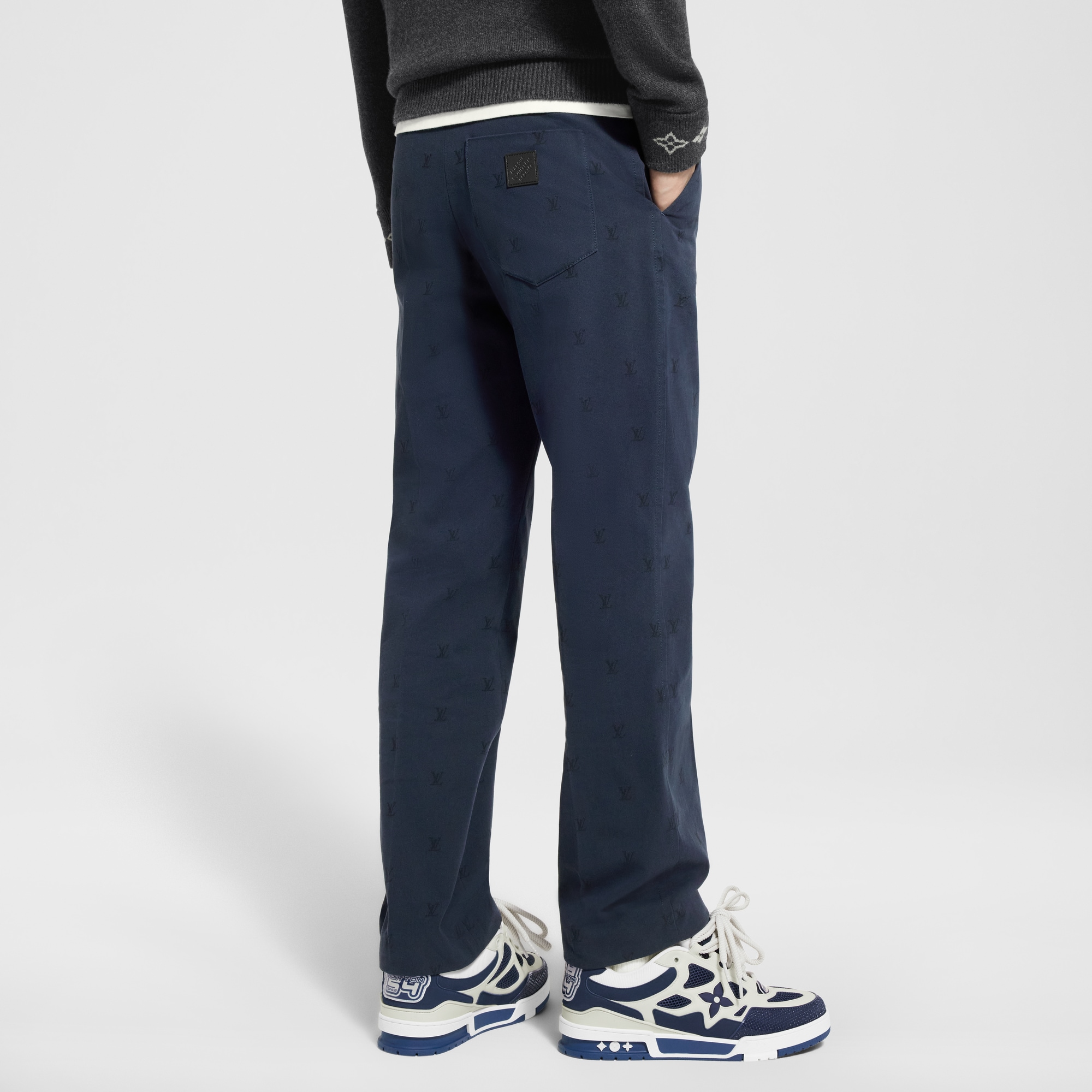 Pantaloni chino in cotone con firme LV Blason  Uomo Abbigliamento Pantaloni | LOUIS VUITTON (Zoom prodotto)