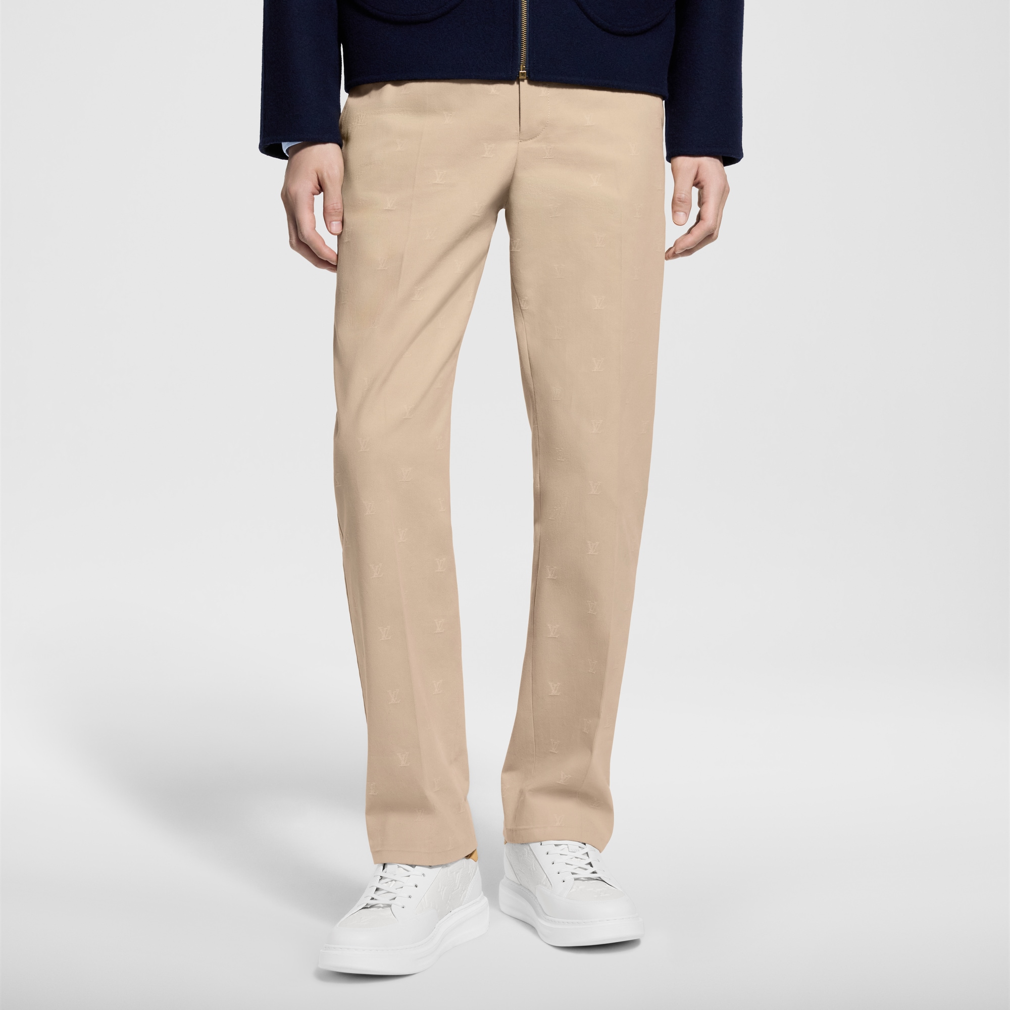 Pantaloni chino in cotone con firme LV Blason in trama jacquard  Uomo Abbigliamento Pantaloni | LOUIS VUITTON (Zoom prodotto)