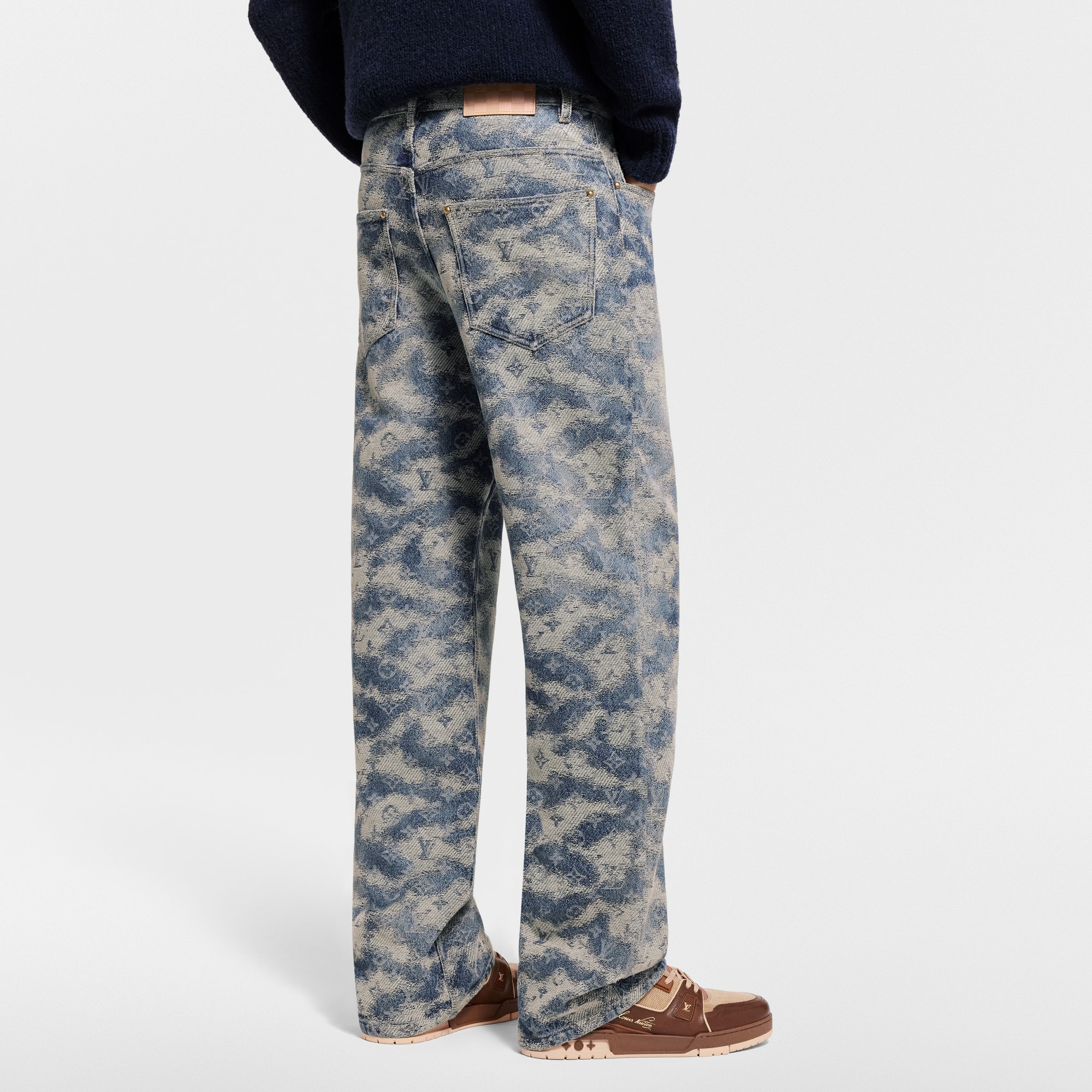 Pantaloni da skate in denim con motivo Monogram  Uomo Abbigliamento Collezione Denim | LOUIS VUITTON (Zoom prodotto)